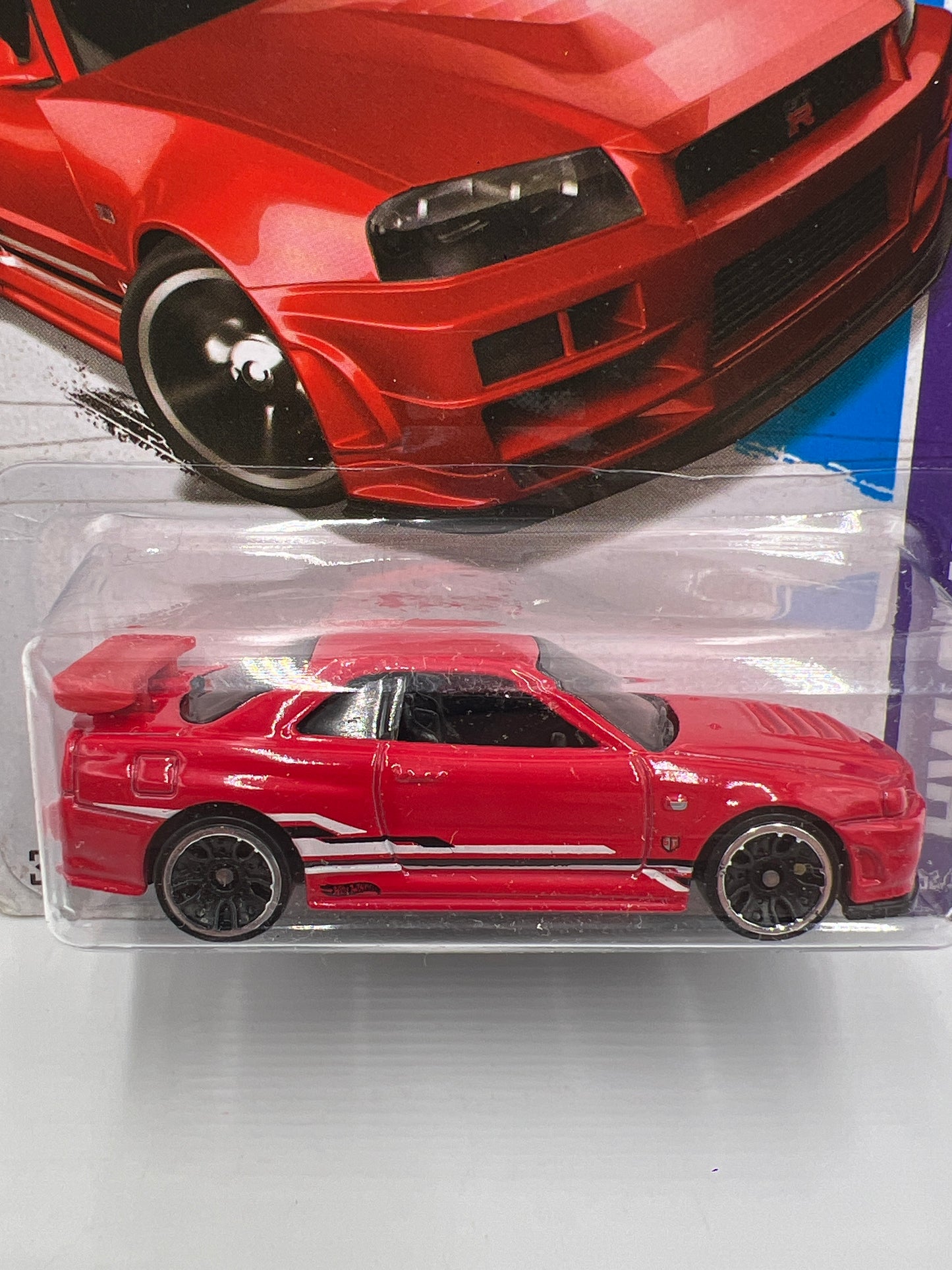 2013 Hot Wheels Showroom #158 Nissan Skyline GT-R R34 Red W/Protector