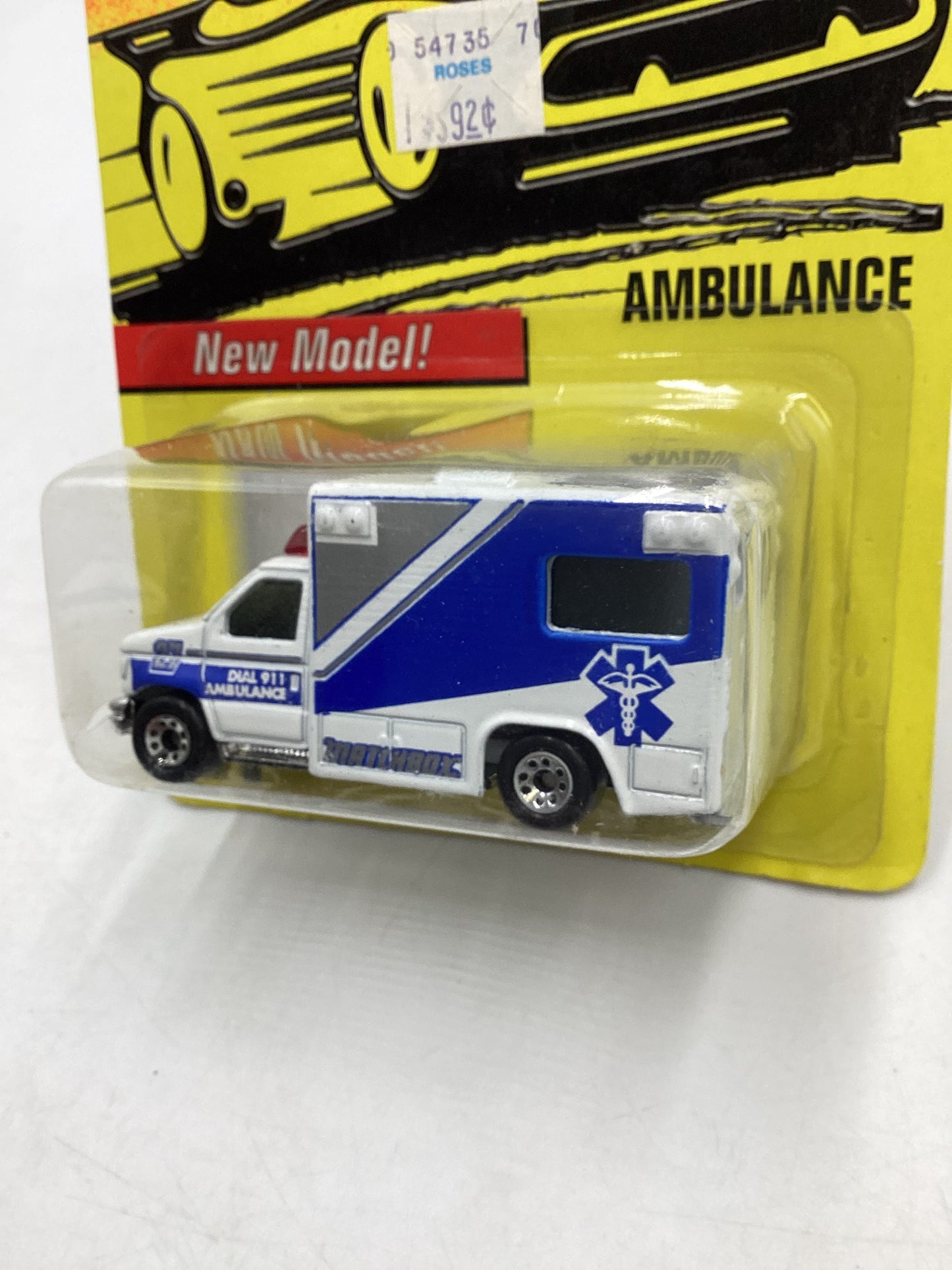 Matchbox #51 Ambulance *Cracked Blister 206B