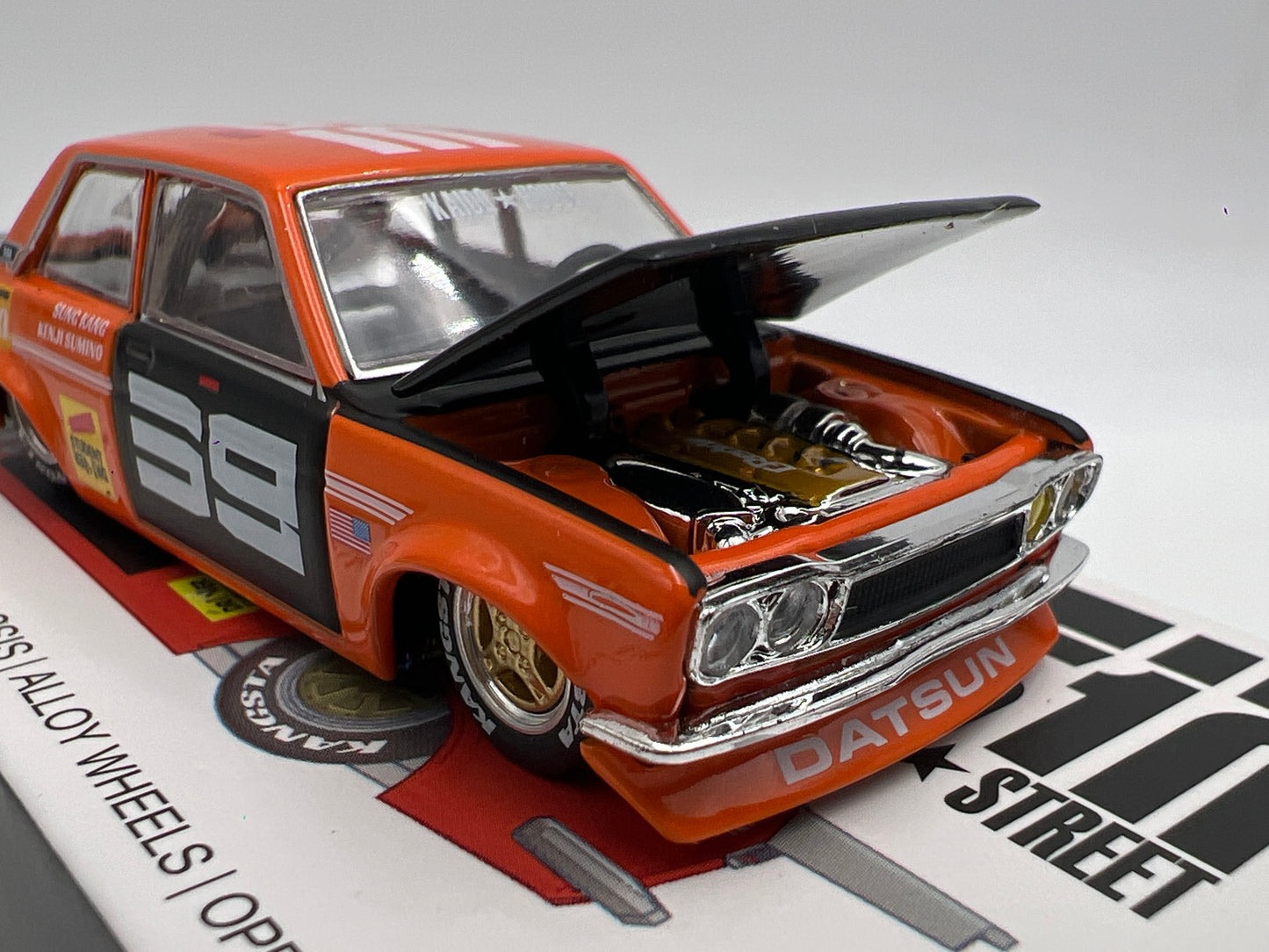 Mini GT Kaido House #004 Datsun 510 Pro Street Orange