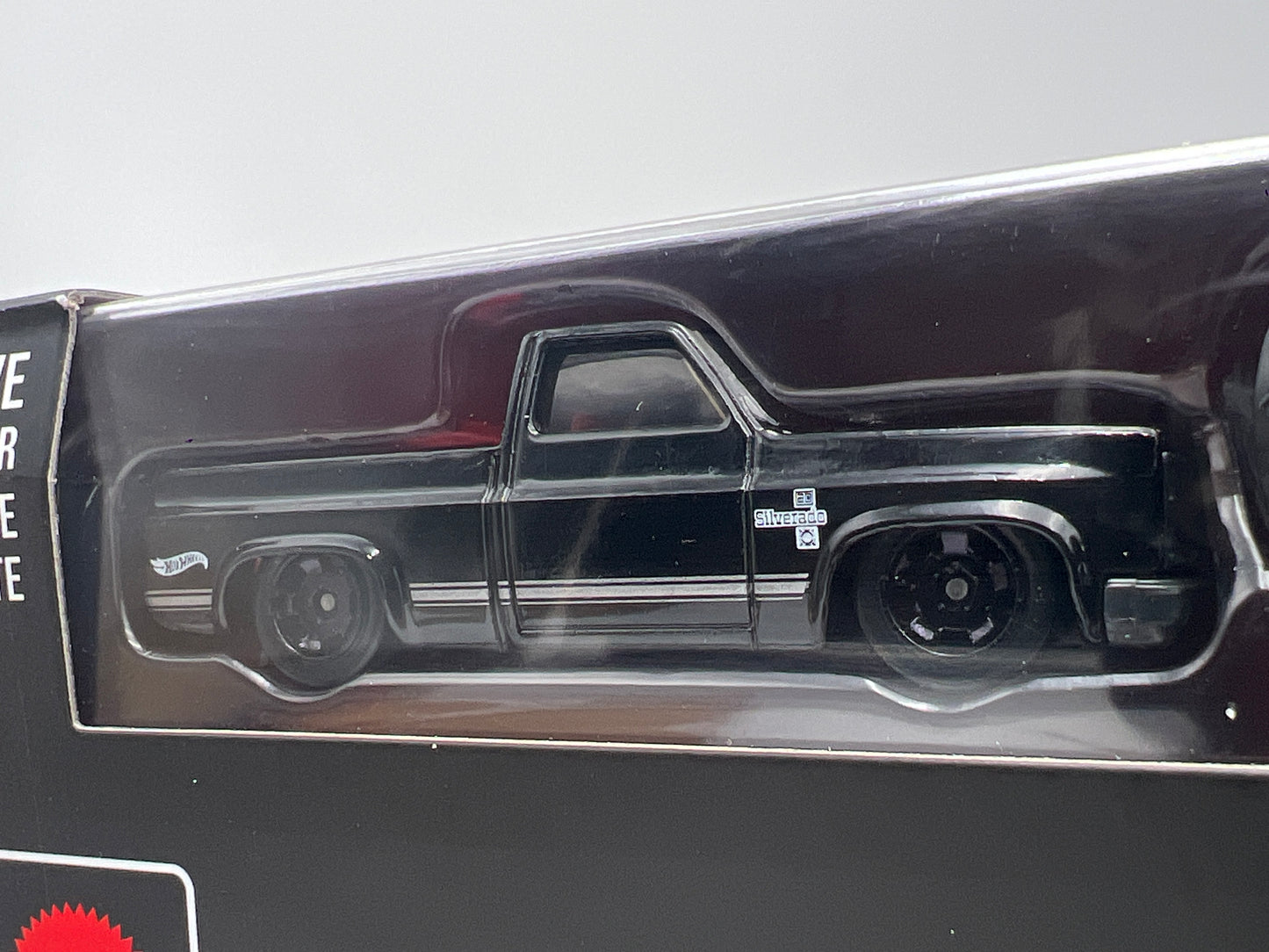Hot Wheels Mattel Brick Shop 83 Chevy Silverado W/Box Unopened