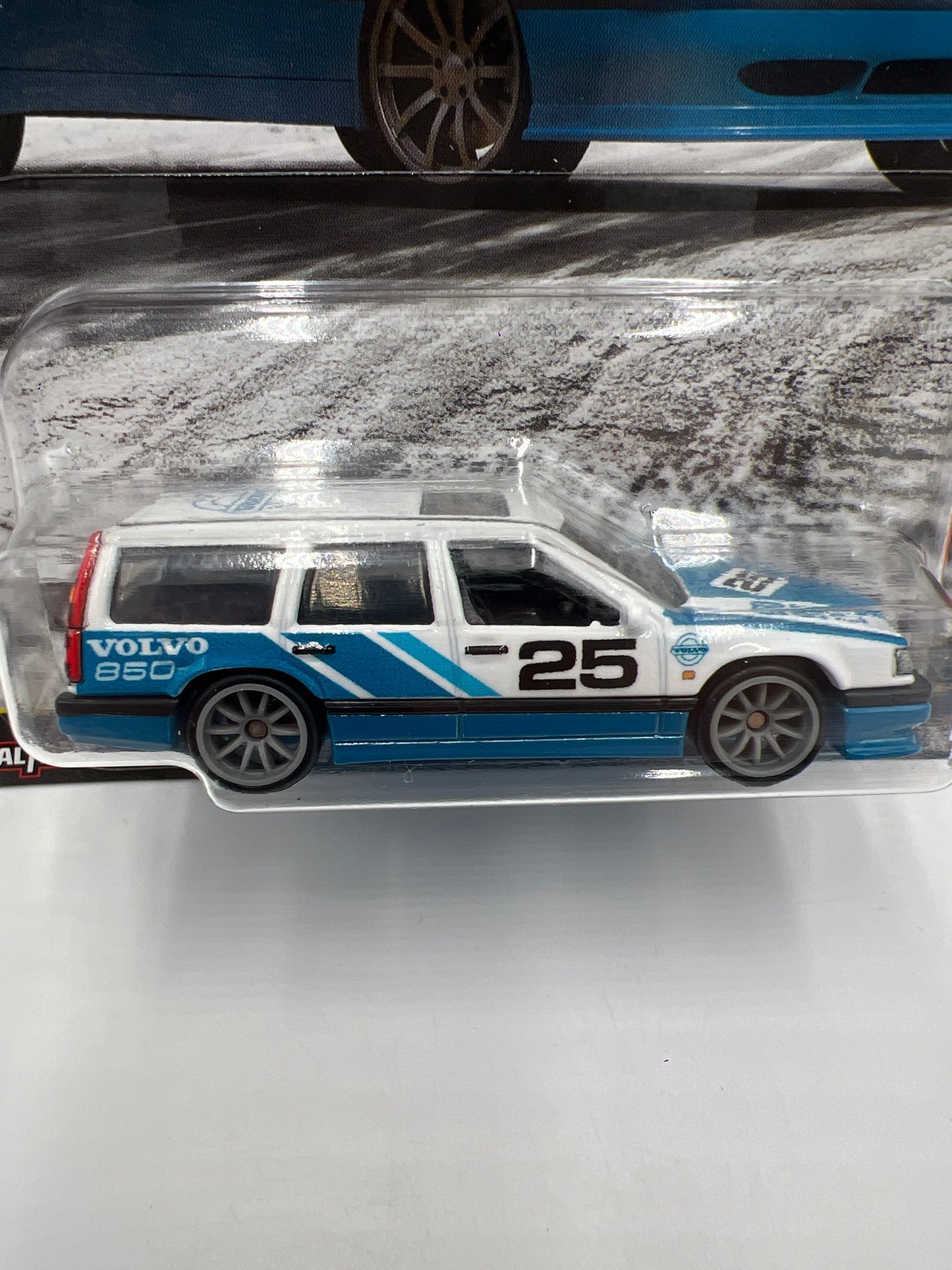 2025 Hot Wheels Car Culture Premium Fast Wagons #3 Volvo 850 Estate Blue/White 259E