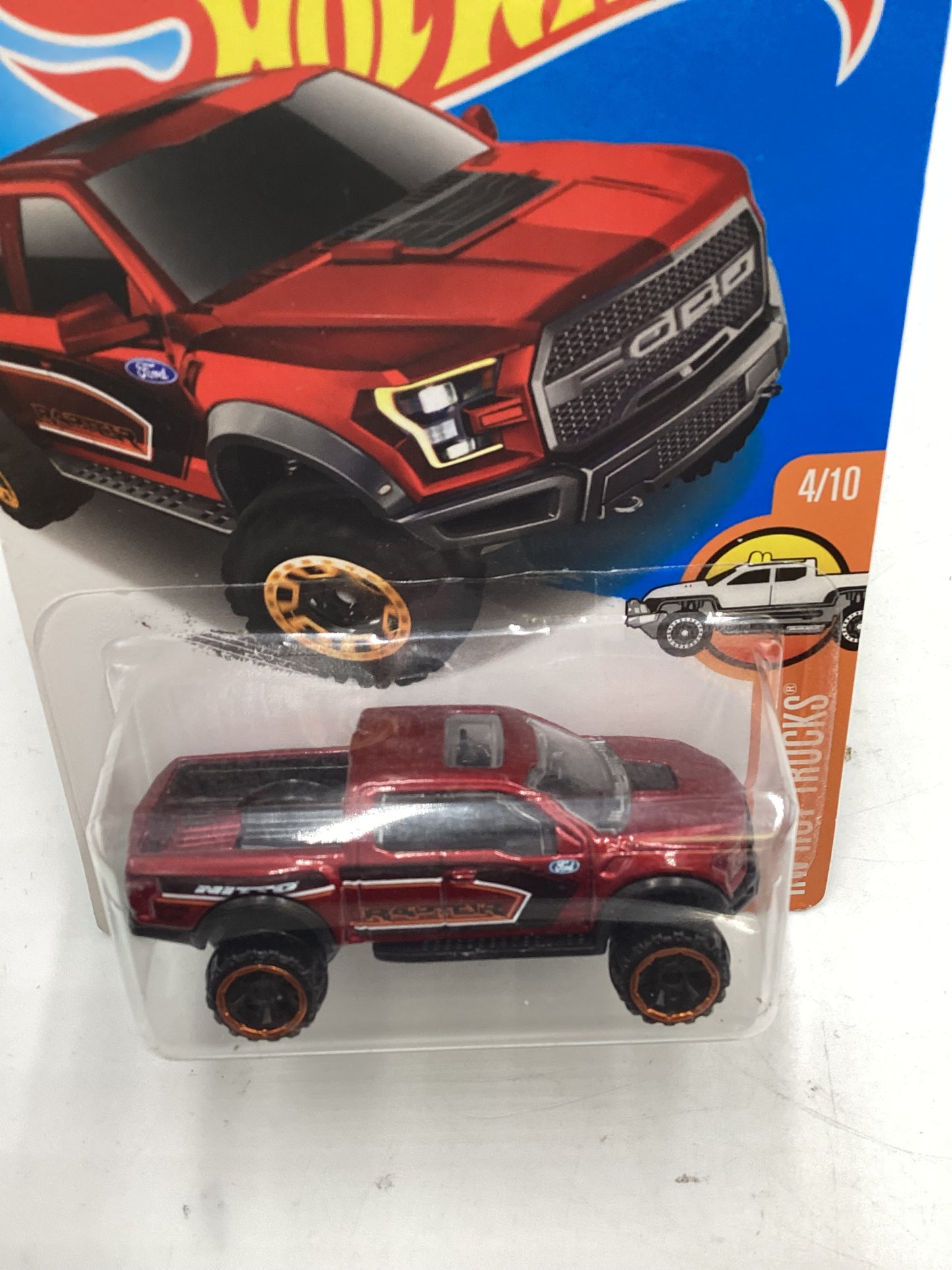 2017 Hot Wheels Hot Trucks #10 17 Ford F150 Raptor Red