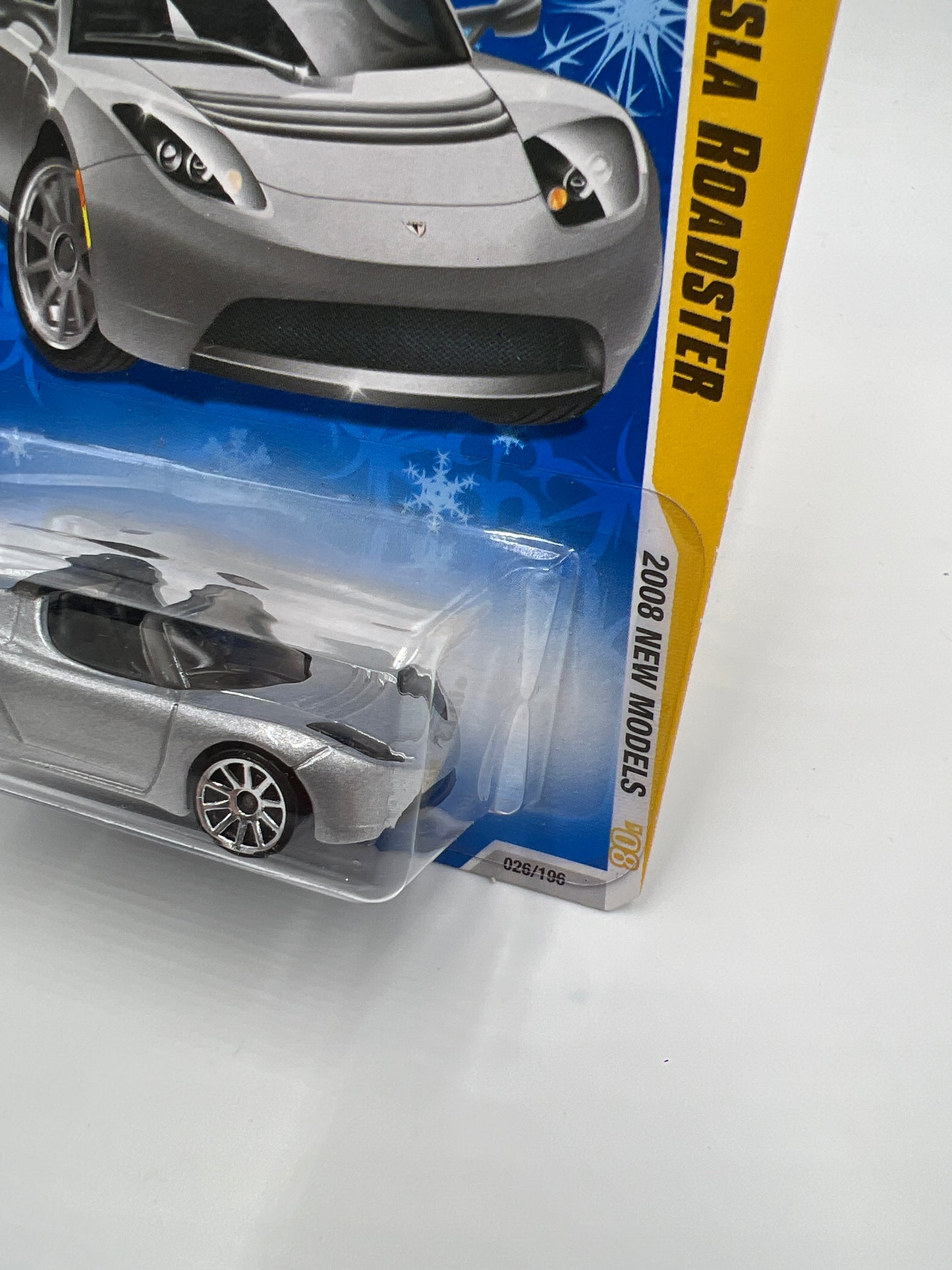 2008 Hot Wheels Target Exclusive Snowflake Card #26 2008 Tesla Roadster W/Protector