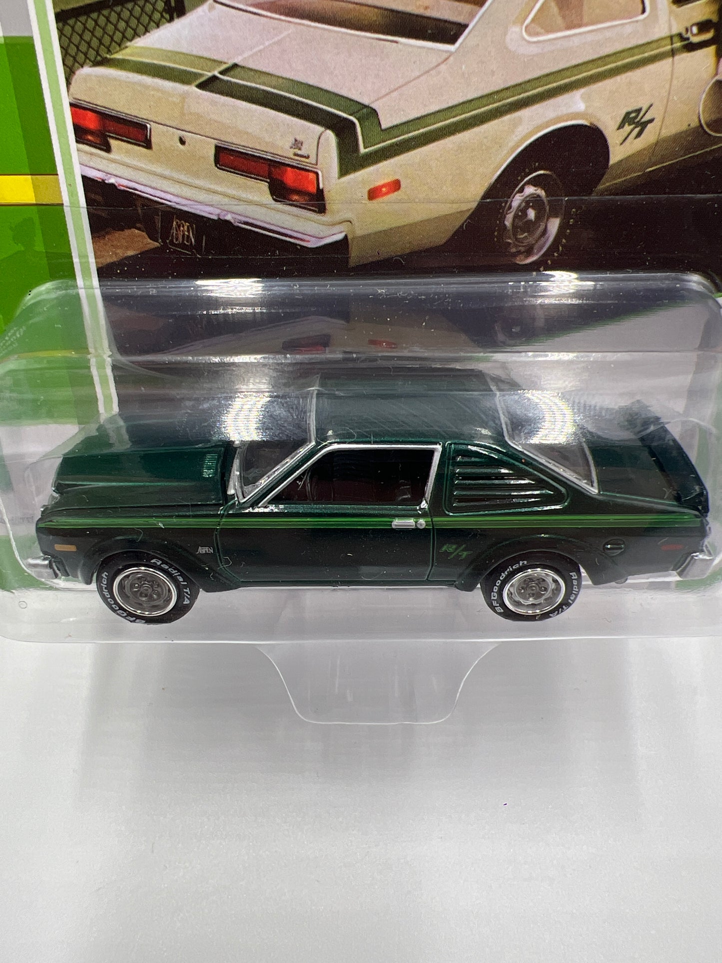 Johnny Lightning Classic Gold Collection Release 2 Version B 1976 Dodge Aspen R/T Deep Sherwood Sunfire Green 228H