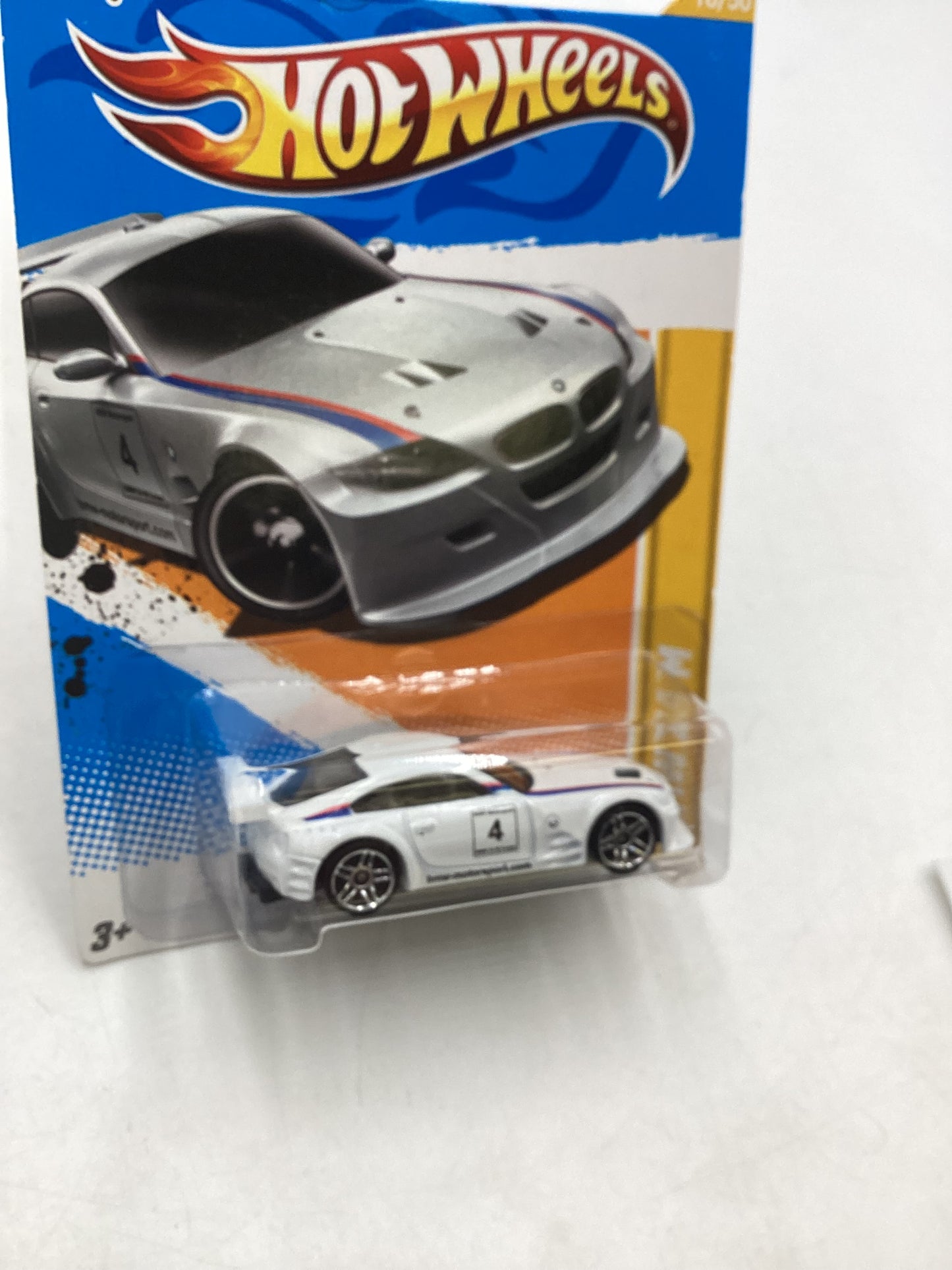 2012 Hot Wheels #018 BMW Z4 M White 107H