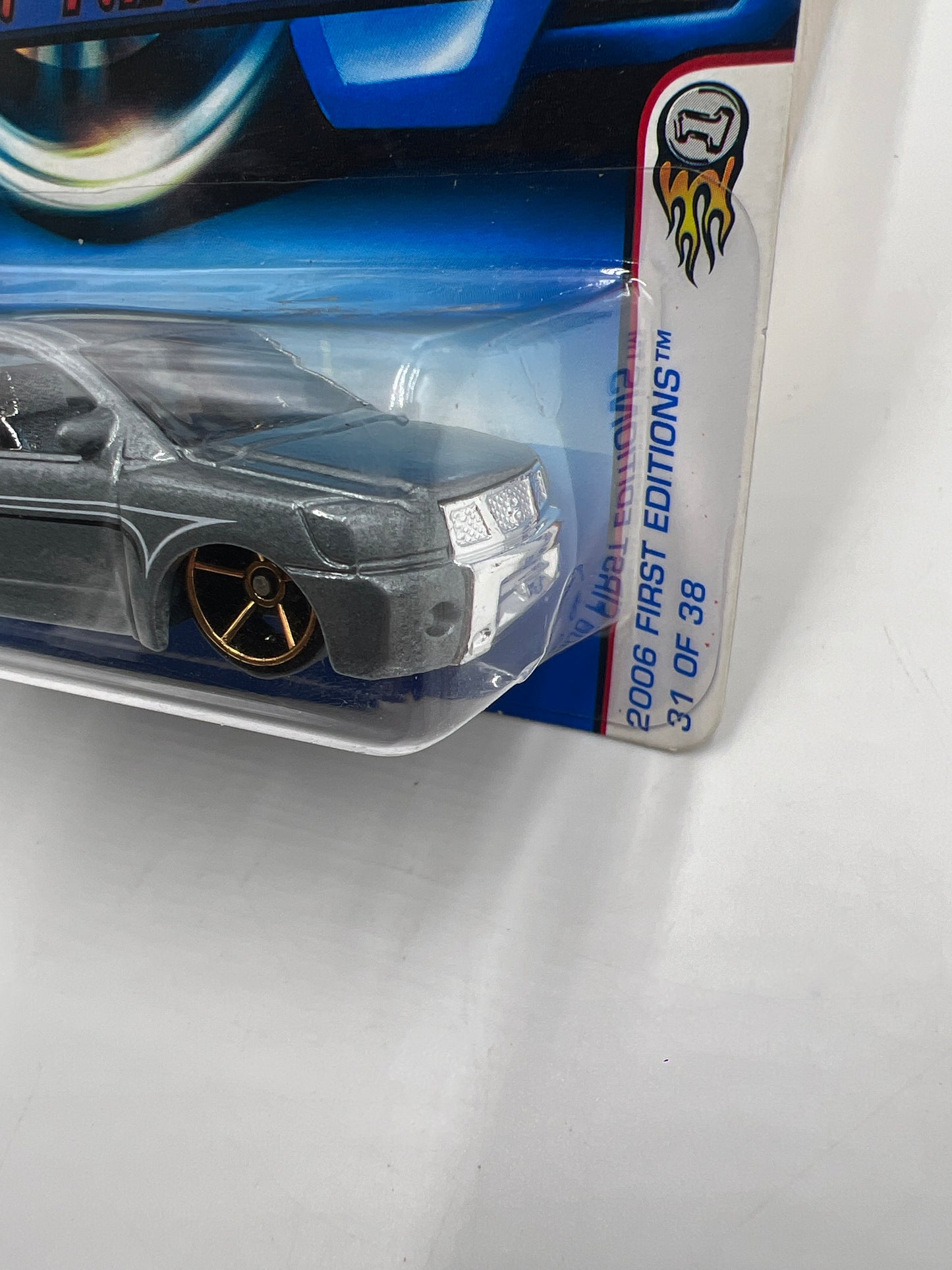 2006 Hot Wheels First Editions #31 Nissan Titan Silver FTE Gold Wheels W/Protector VHTF *Blister Not Perfect*