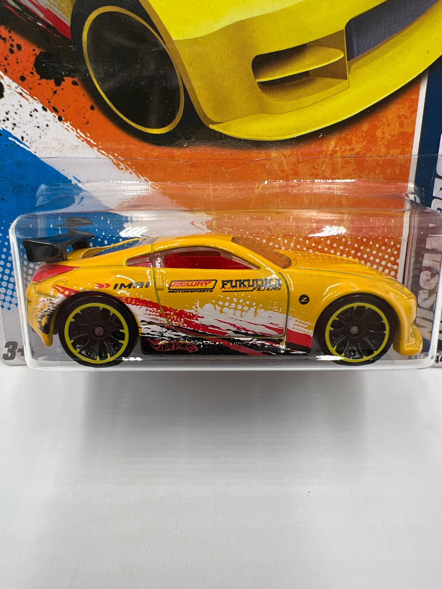 2011 Hot Wheels Nightburnerz #112 Nissan 350Z Yellow Bad J Hook 82H