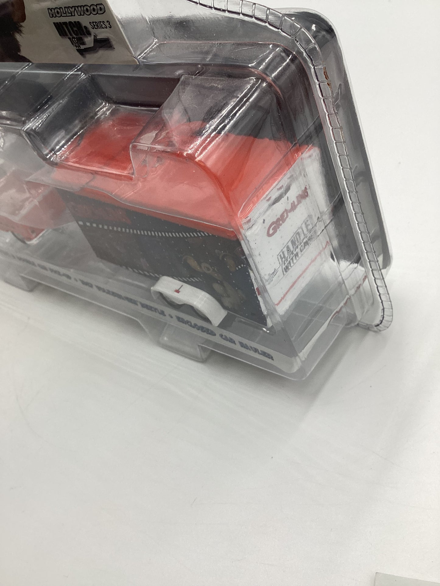 Greenlight Hollywood Hitch and Tow Gremlins 1972 Volkswagen T2 Type 2 Double Cab Pick Up 1967 Volkswagen Beetle Orange Blister Damage