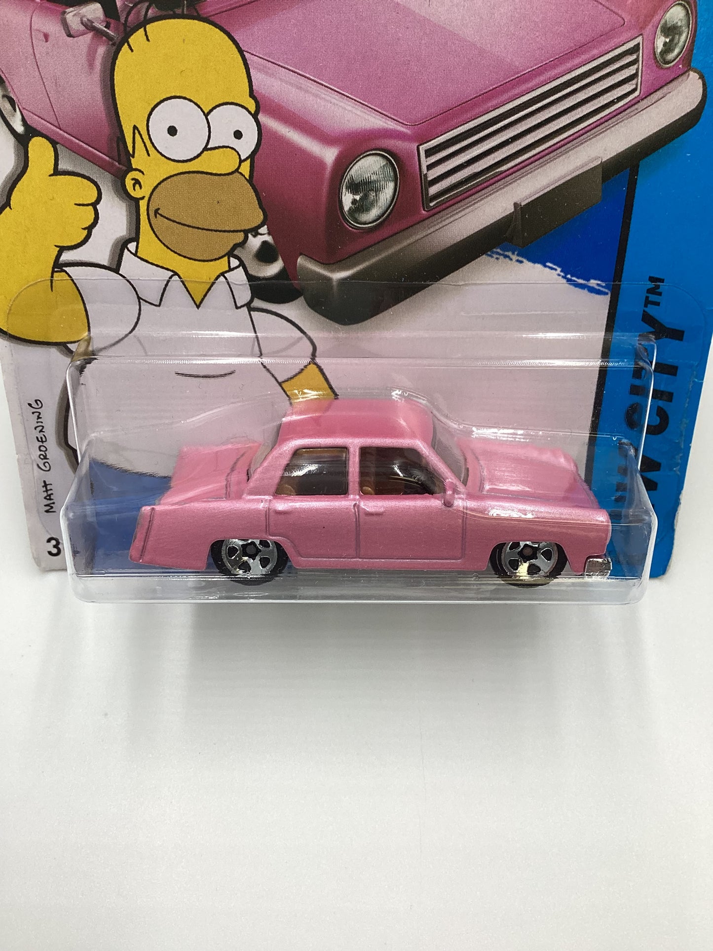 2015 Hot wheels HW City #56 The Simpsons Family Car Pink 122A