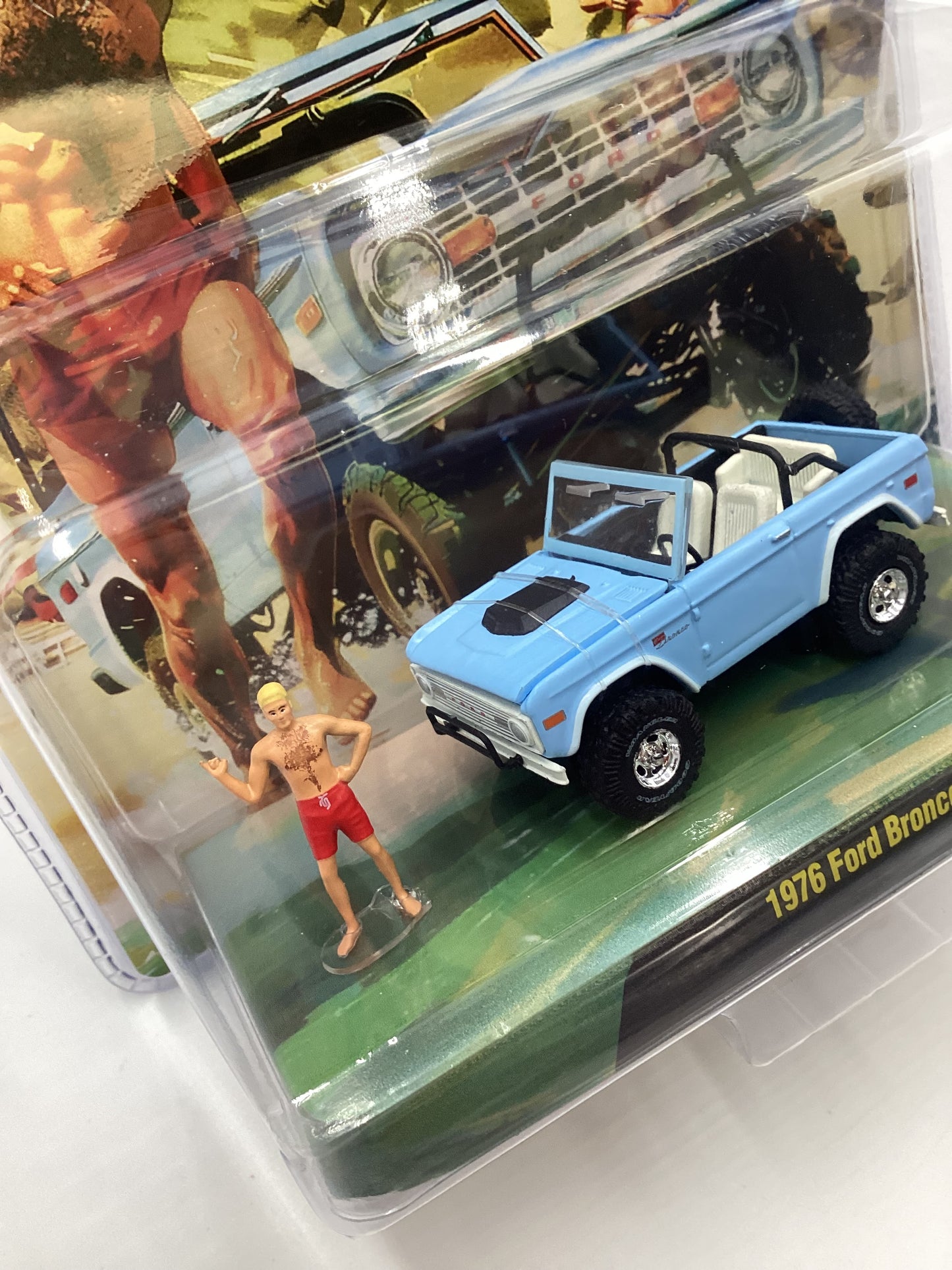 M2 Machines Diorama 1976 Ford Bronco R07 Light Blue 197F