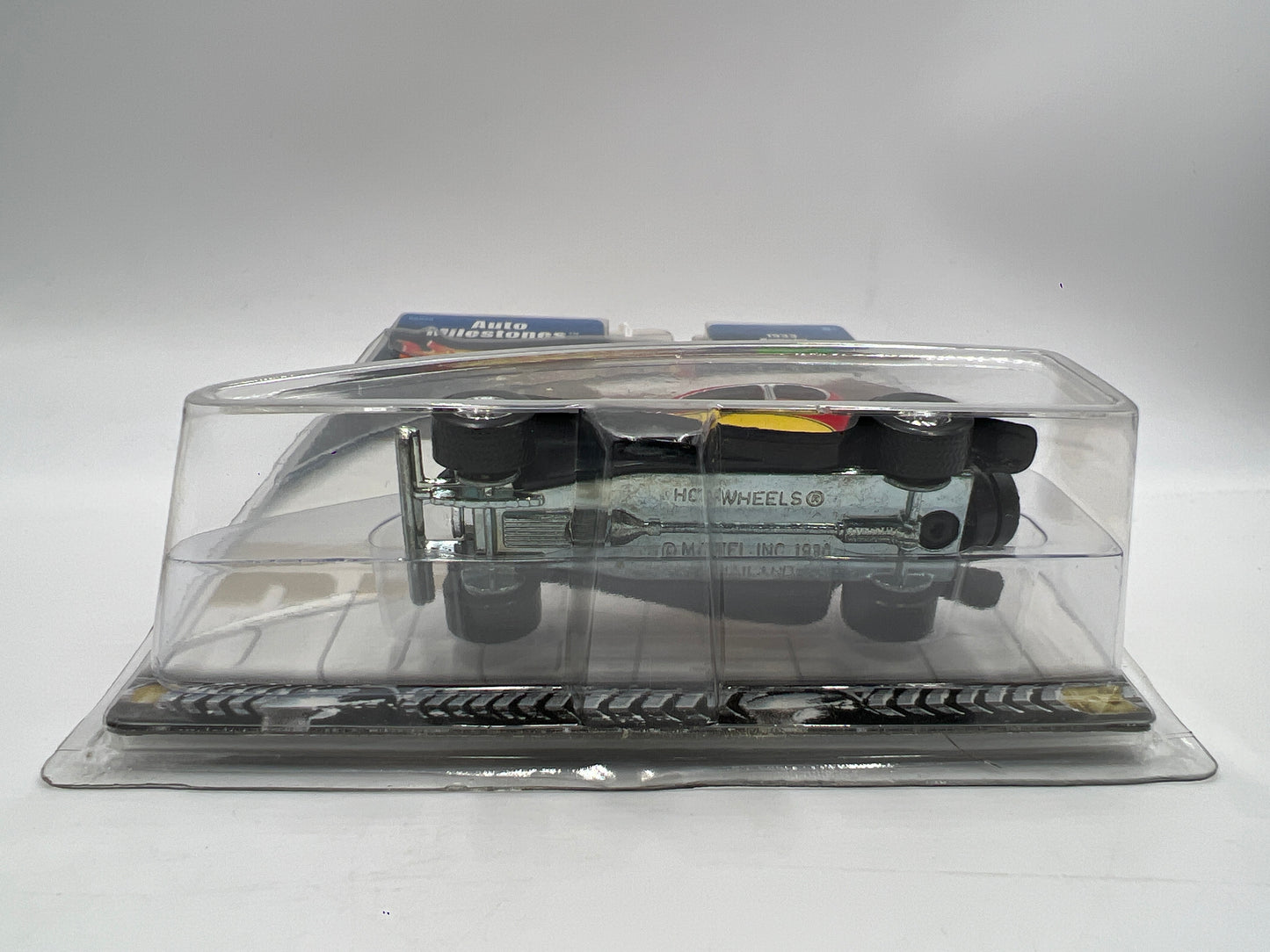 2002 Hot Wheels Auto Milestones 1933 Bugatti Red/Yellow SR