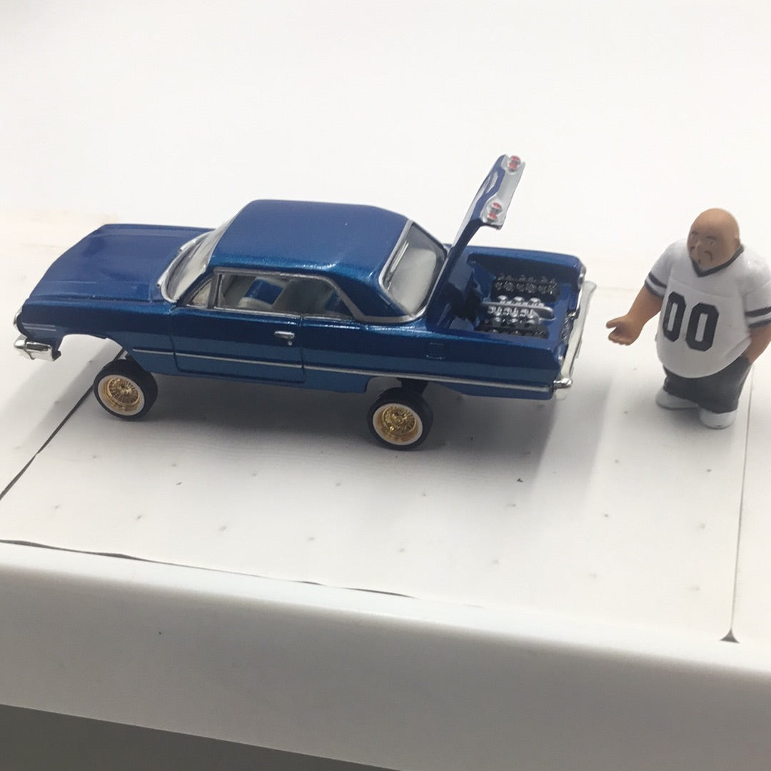 Revell Lowriders 1964 Chevy Impala #7 with adjustable suspension