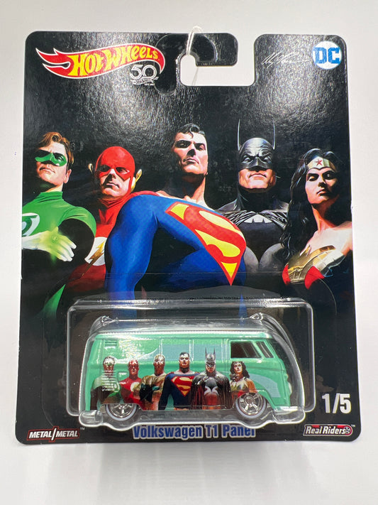 2018 Hot Wheels Premium DC Comics #1 Volkswagen T1 Panel Bus Green