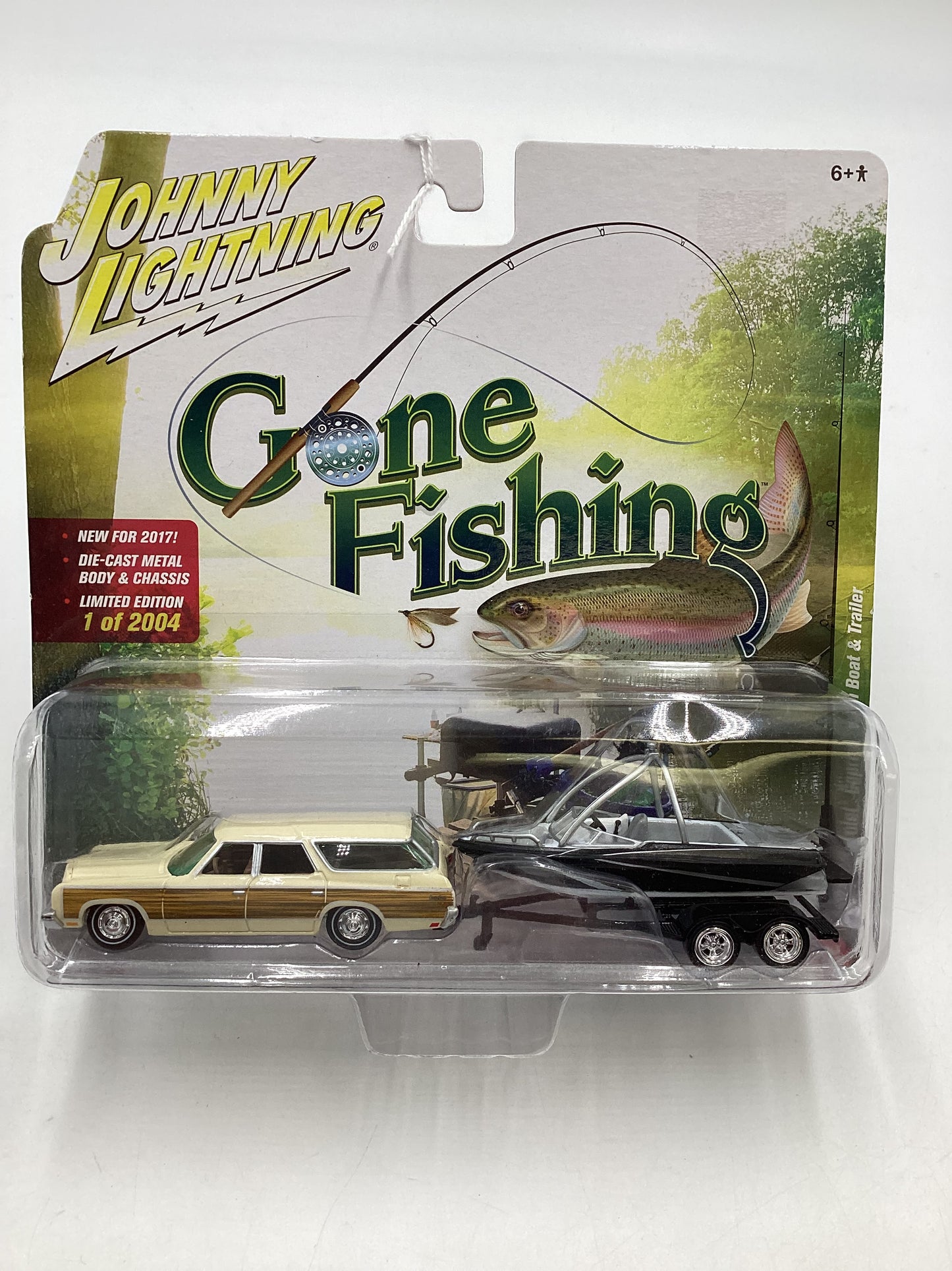 Johnny Lightning 2017 Series 2 Version A Gone Fishing 1973 Chevy Caprice W/ Boat & Trailer 191G