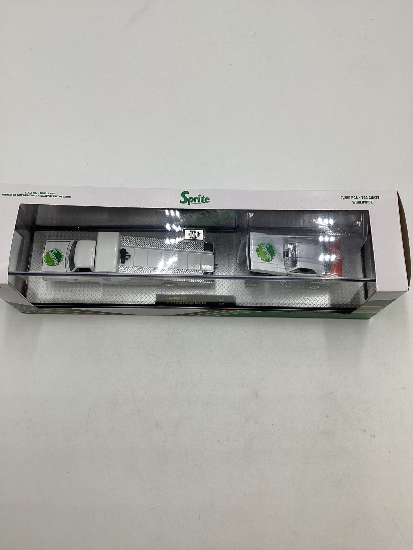 M2 hauler Sprite 1974 Dodge Truck & 1971 Dodge Challenger Funny Car TW30