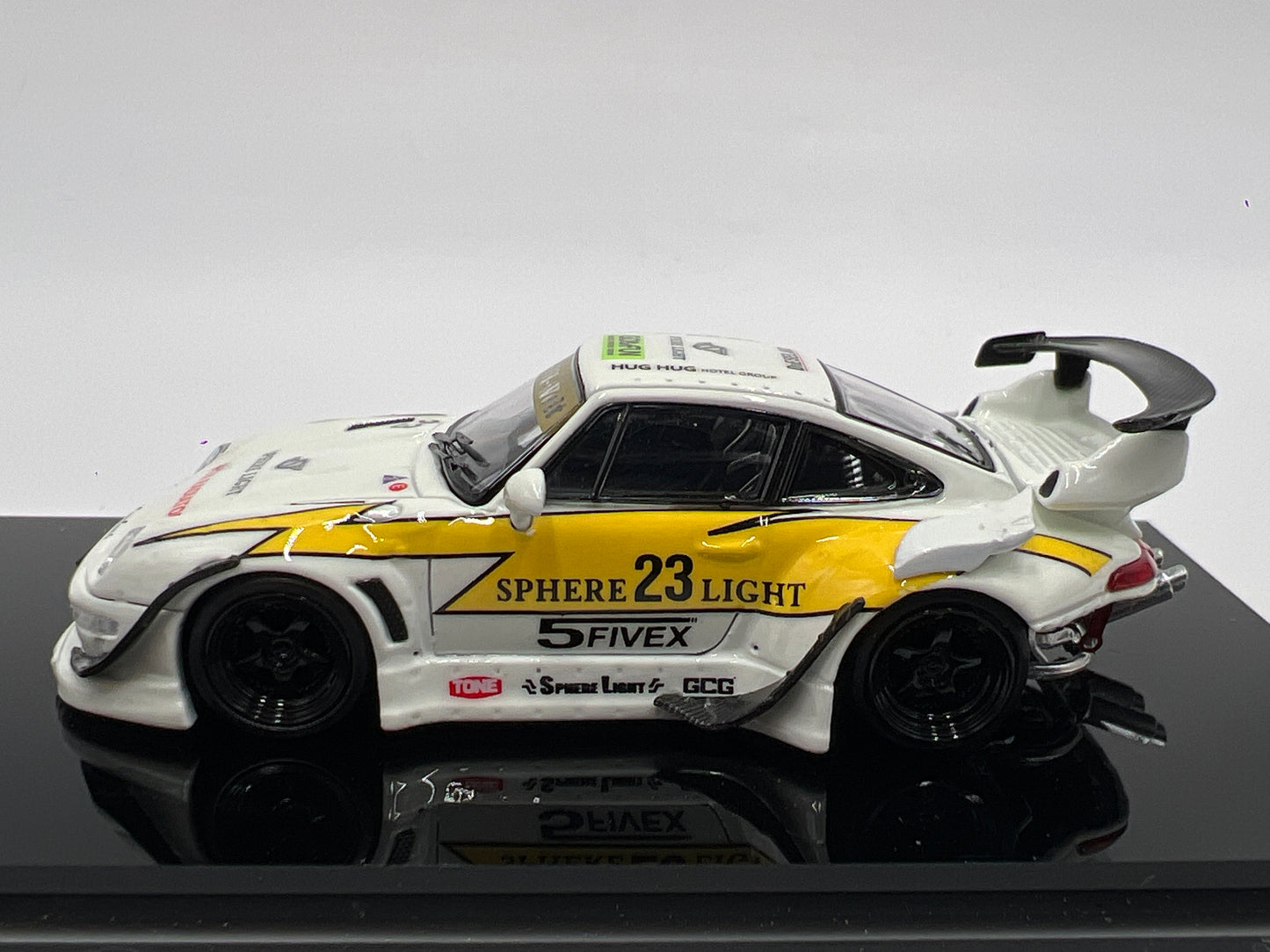 Street Warrior x Ghost Player #262/299 Glow In The Dark Porsche 993 RWB White/Yellow VHTF See Pics For Glow