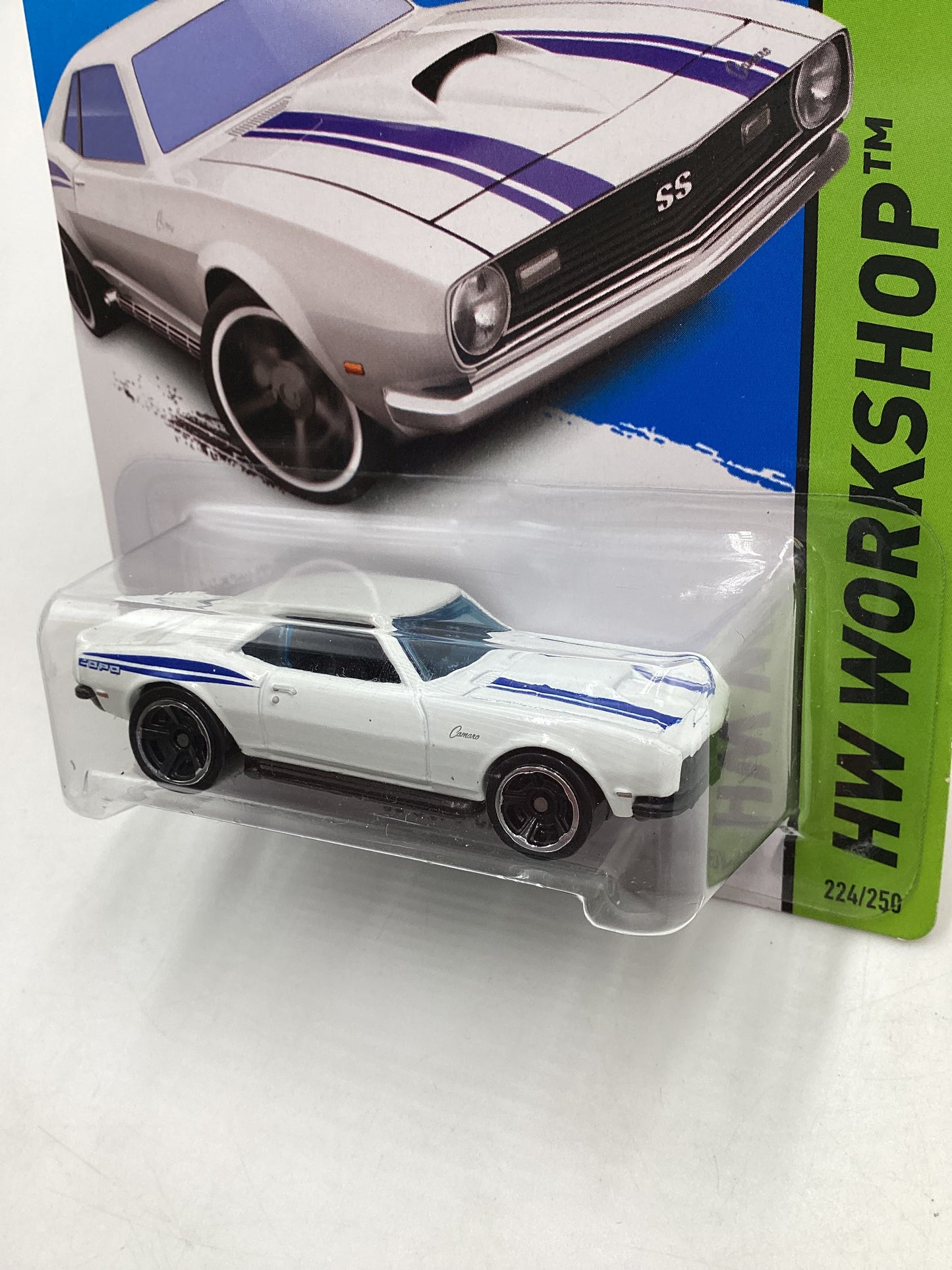 2014 Hot Wheels #224 68 Copo Camaro White 14B