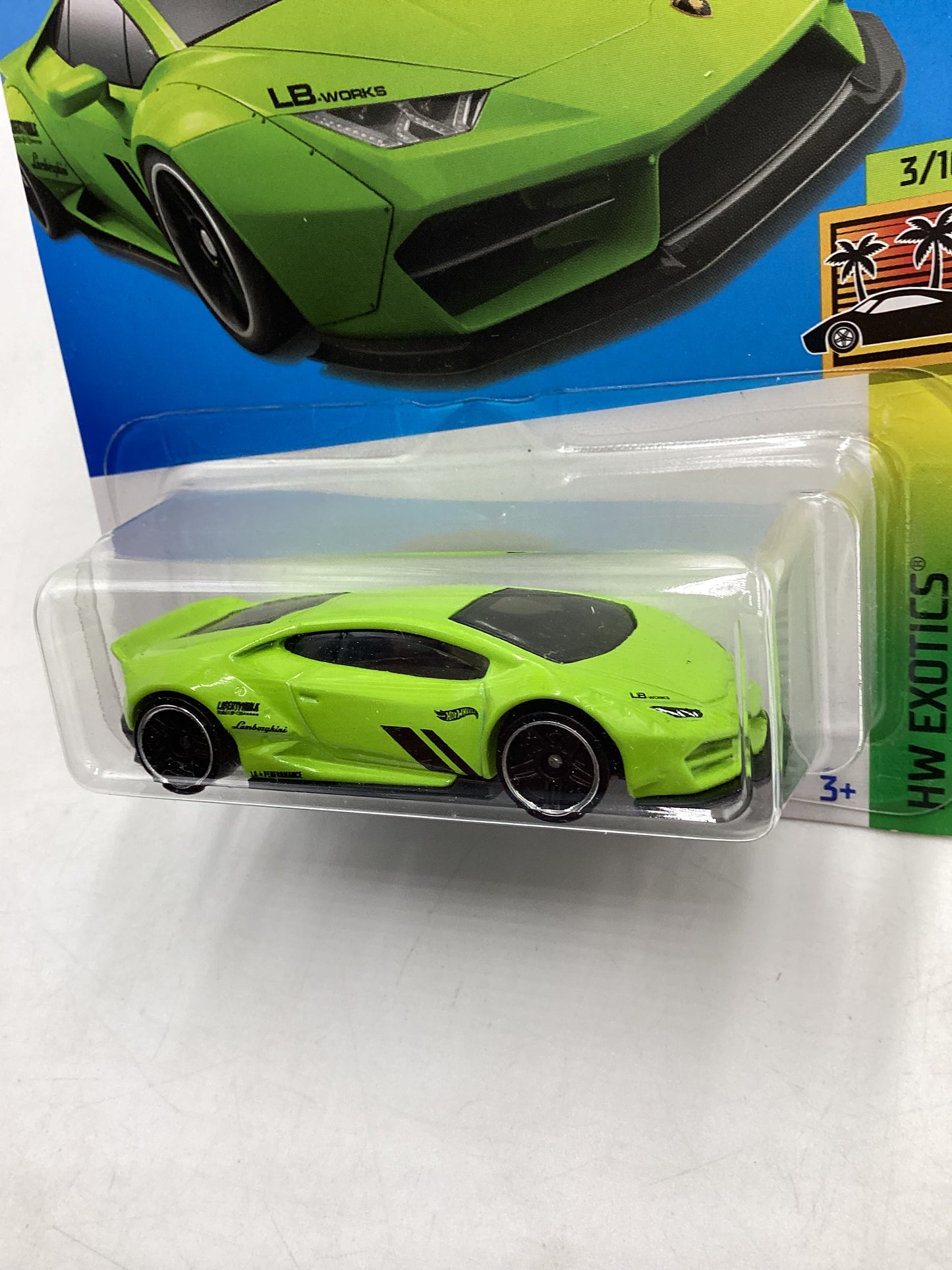 2022 Hot Wheels #172 LB-Works Lamborghini Huracan Coupe Kroger Exclusive Green cracked blister 239G