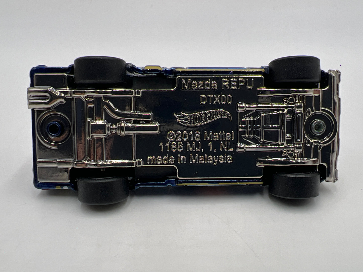 2019 Hot Wheels 1/64 Unspun Super Treasure Hunt Mazda Repu Blue Loose