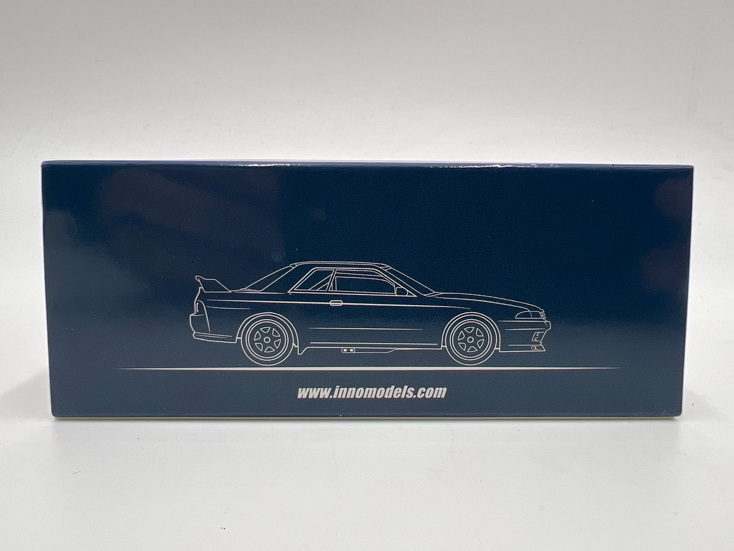 Inno64 Nissan Skyline GT-R R32 Gr. A Test Car 1989
