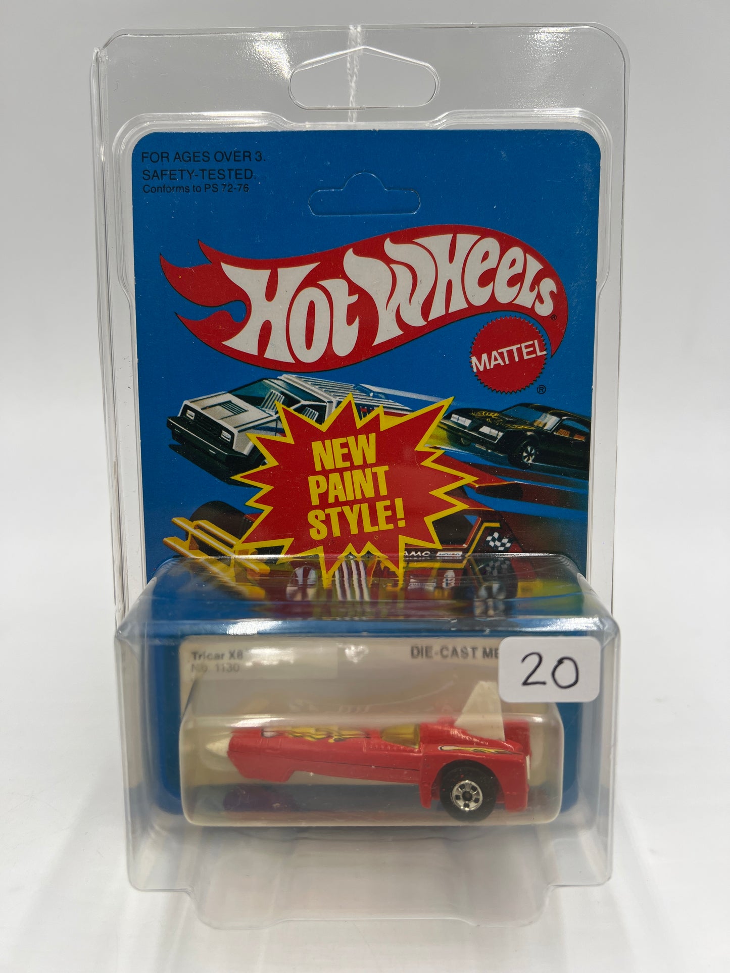 Hot Wheels Original 1981 #1130 Tricer X8 Red Unpunched New Paint Style Card W/Protector