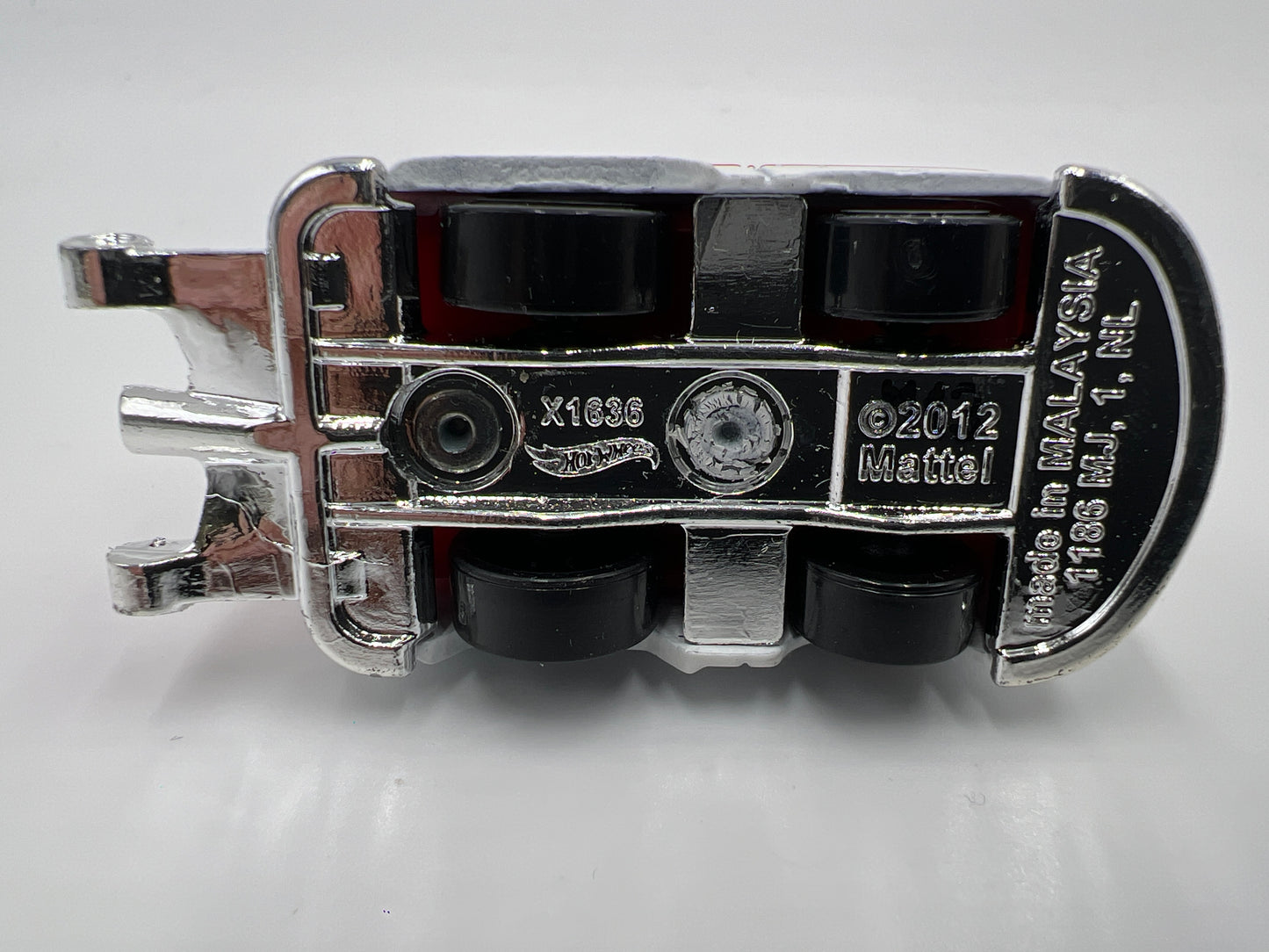 Hot Wheels 1/64 Mainline Kool Kombi Urban Outlaw White Loose