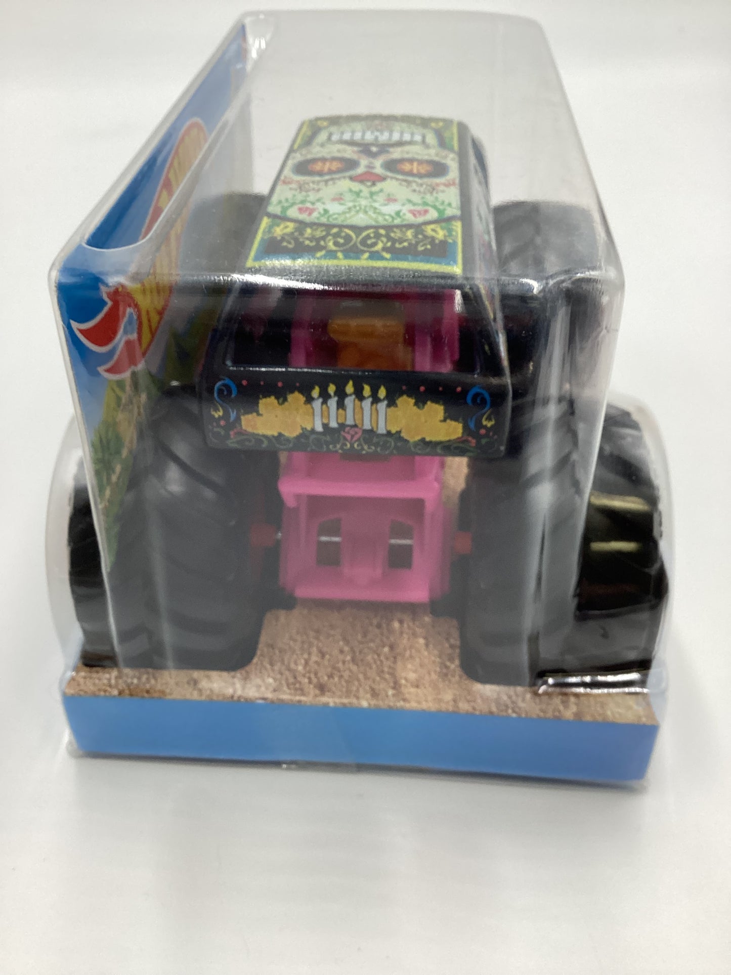 2021 Hot Wheels Monster Trucks Giant Wheels Camino De Los Muertos