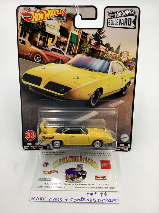 Hot Wheels Boulevard #33 70 Plymouth Superbird Yellow 262C