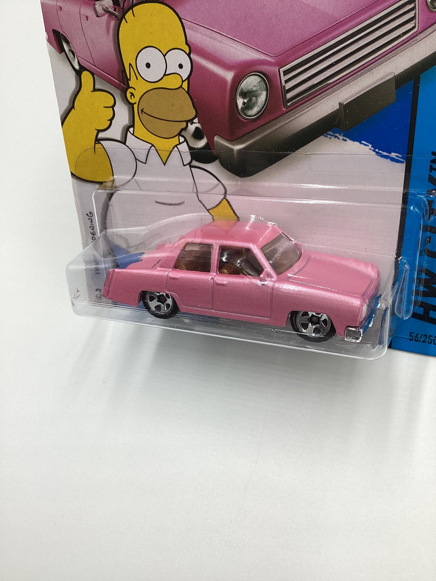 2015 Hot wheels HW City #56 The Simpsons Family Car Pink 122A