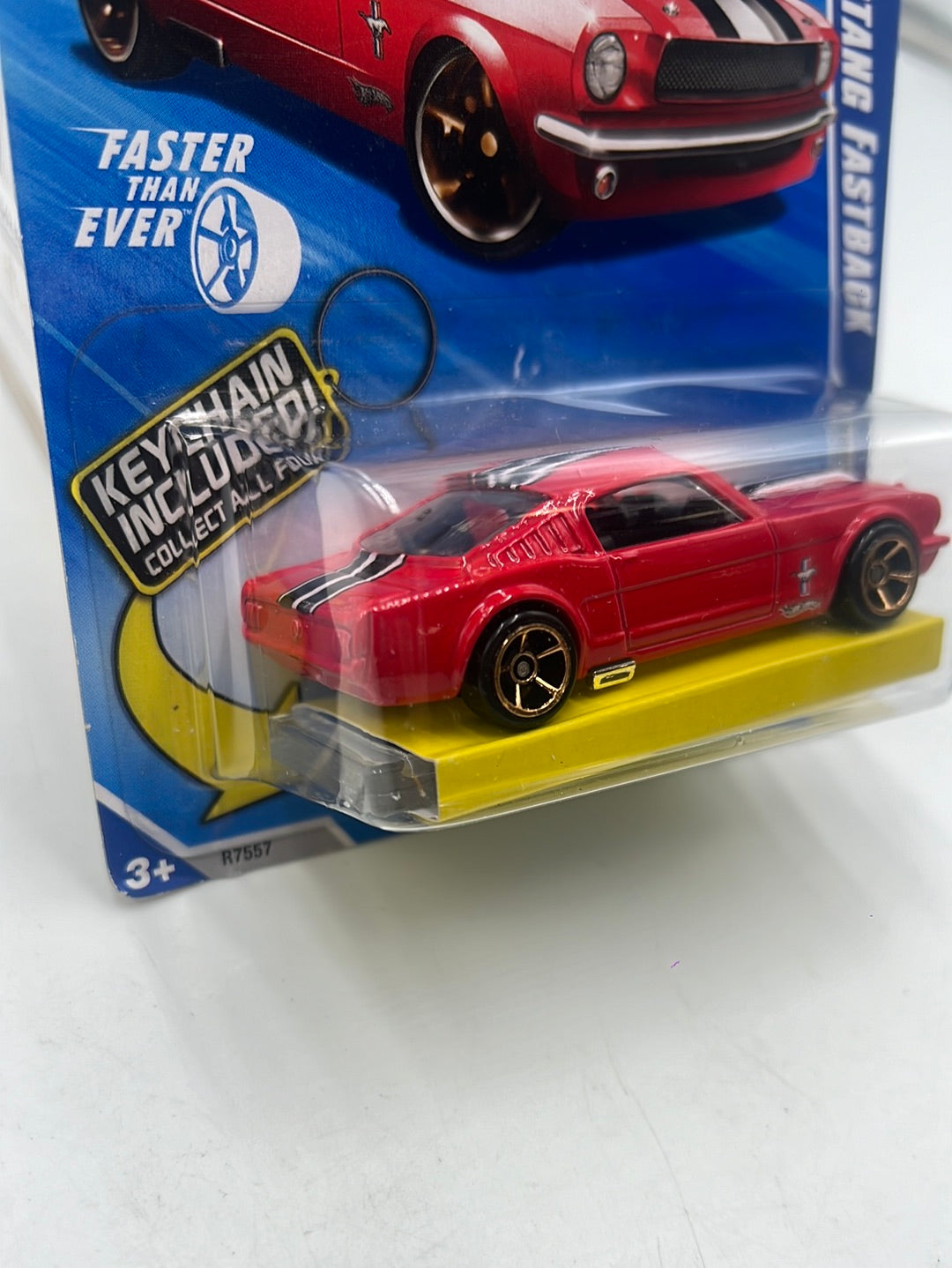 2010 Hot Wheels Faster Than Ever Ford Mustang Fastback Walmart Exclusive Twin Mill Key Chain Red 132/240 235B