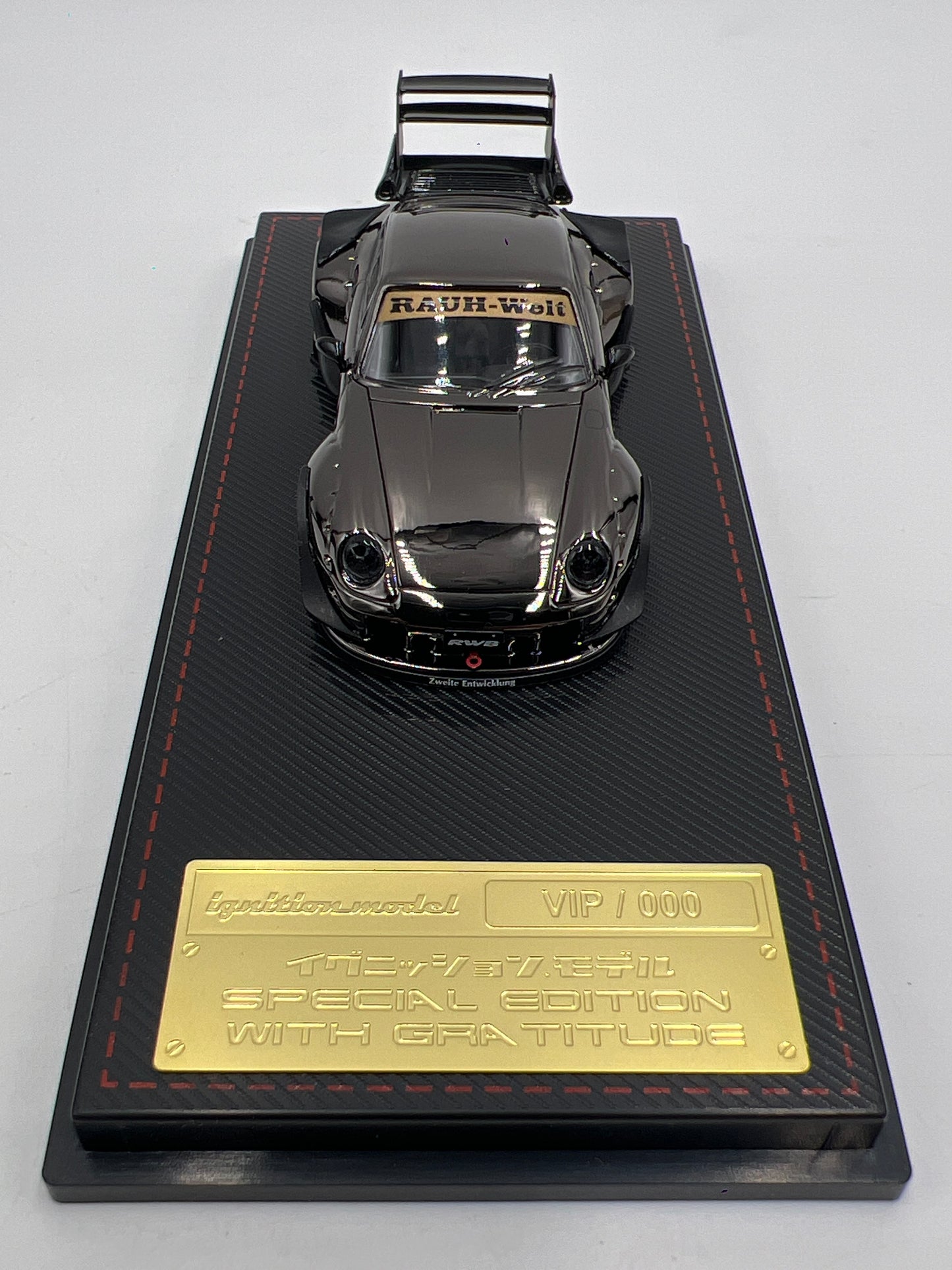 Ignition Model 1:64 CHASE VIP/000 Porsche RWB 993 Black Chrome