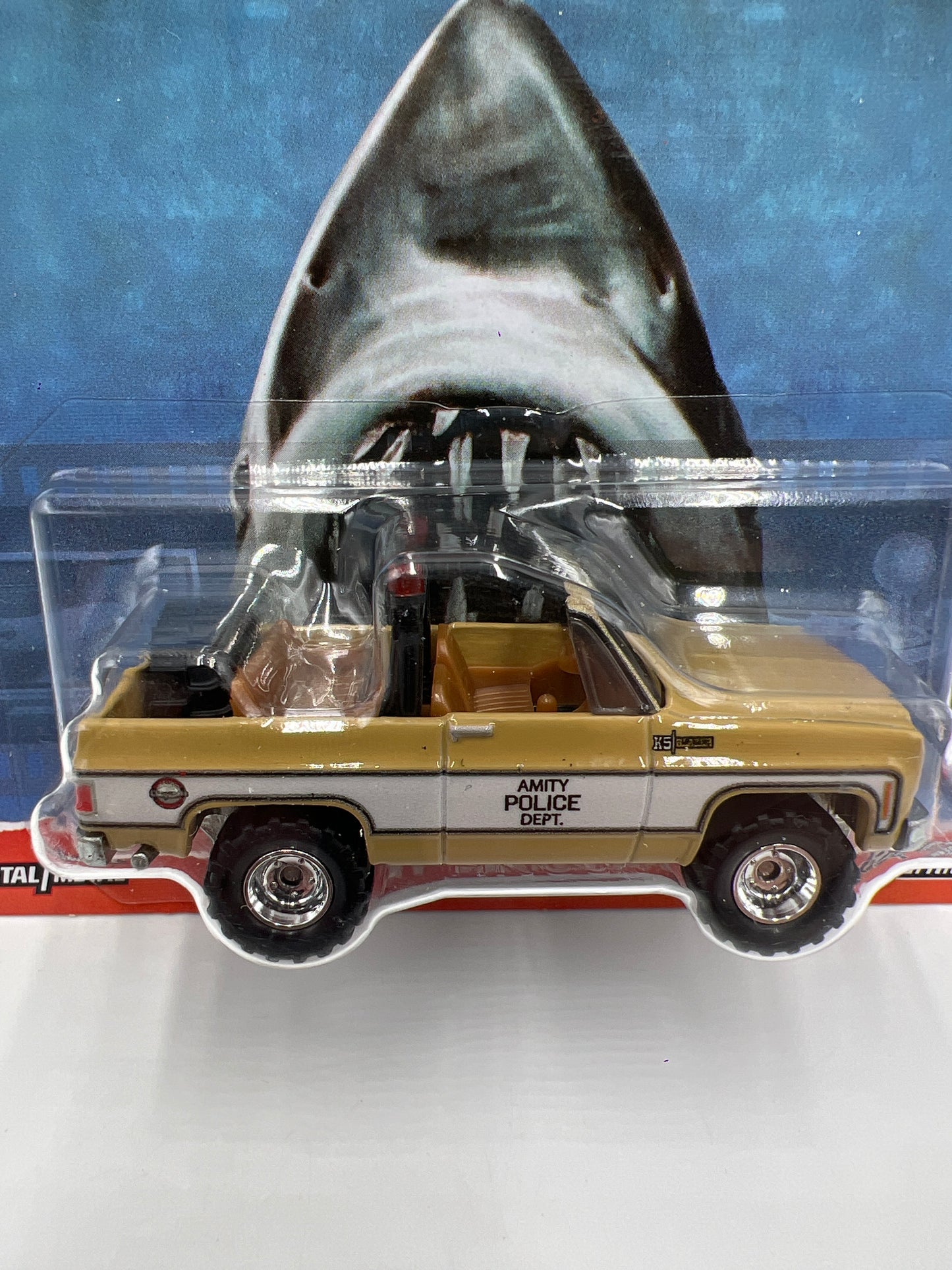 Hot Wheels Premium Jaws 1975 Chevy Blazer Custom W/Protector