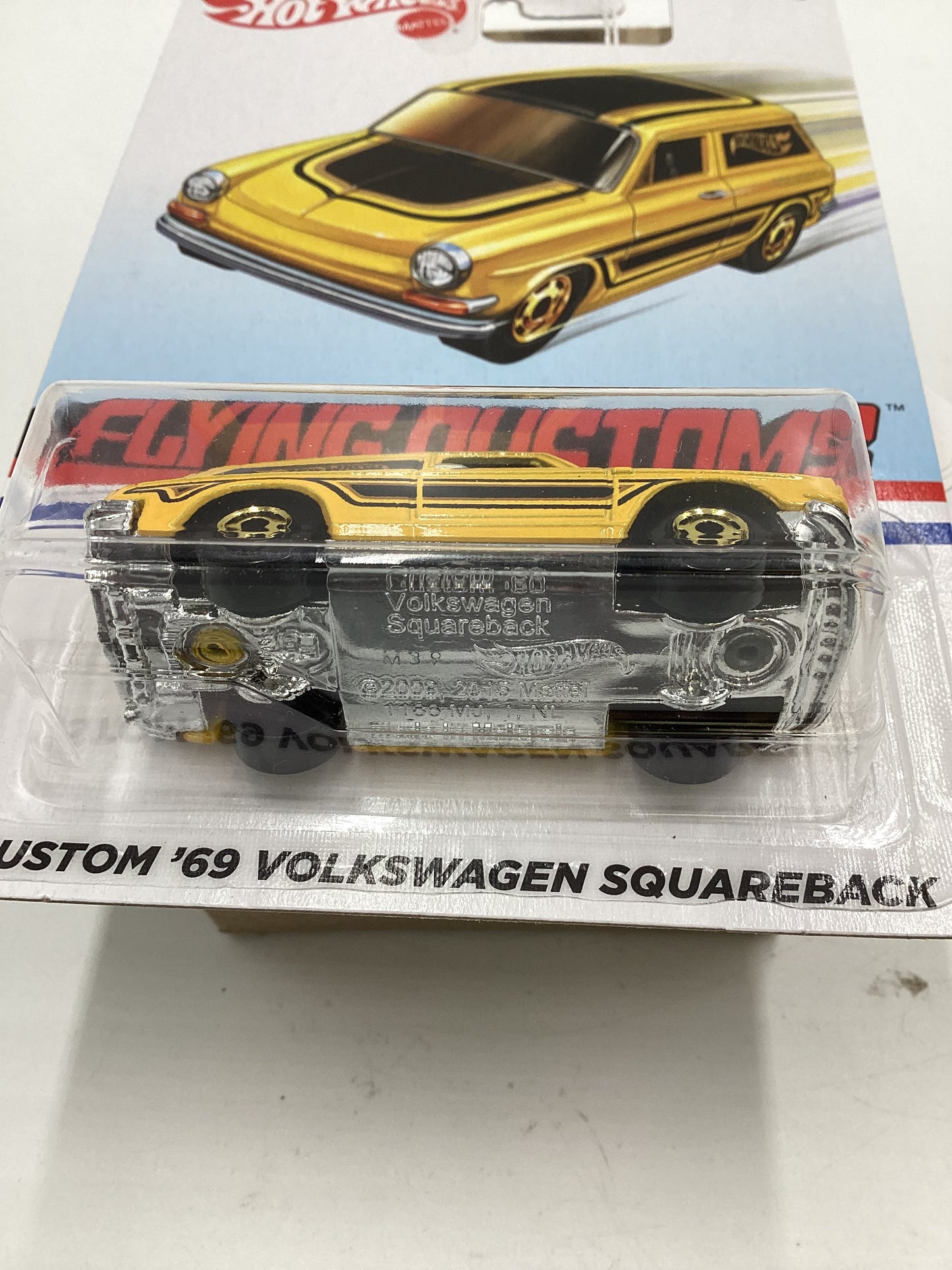 Hot Wheels Target Exclusive Flying Customs Custom 69 Volkswagen Squareback Yellow