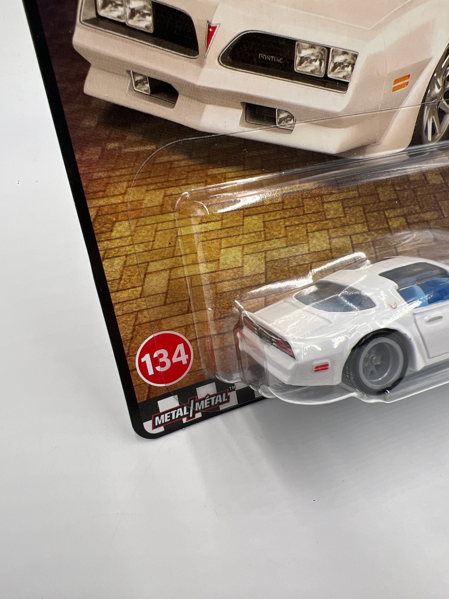 Hot Wheels Premium Boulevard #134 77 Pontiac Firebird TA White 260C