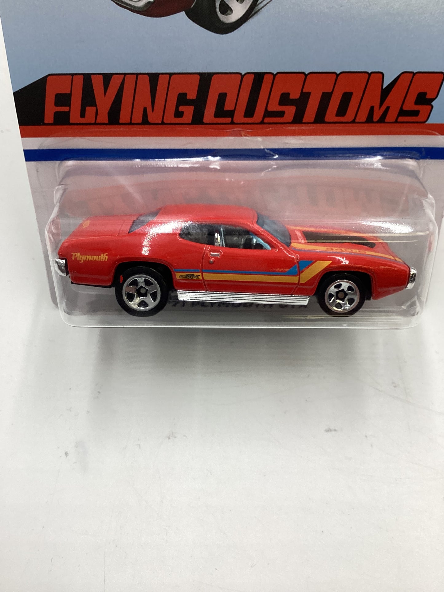 Hot Wheels Target Exclusive Flying Customs 71 Plymouth GTX Red Cracked Blister 157C
