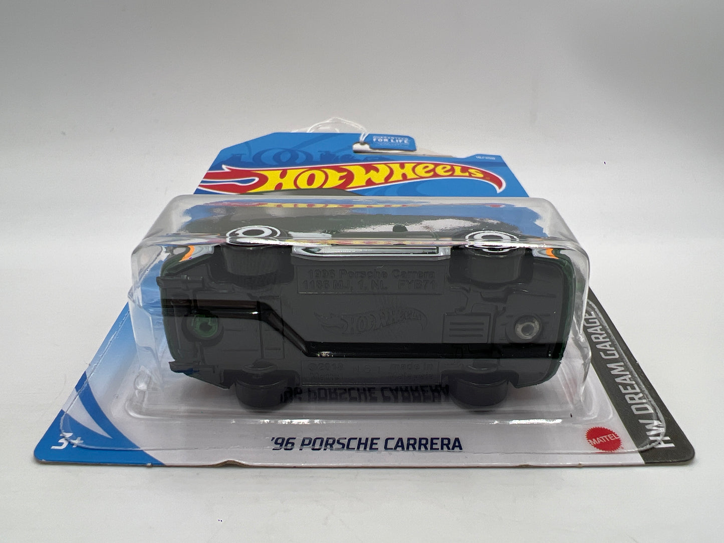 2021 Hot Wheels Dream Garage #16 96 Porsche Carrera Green