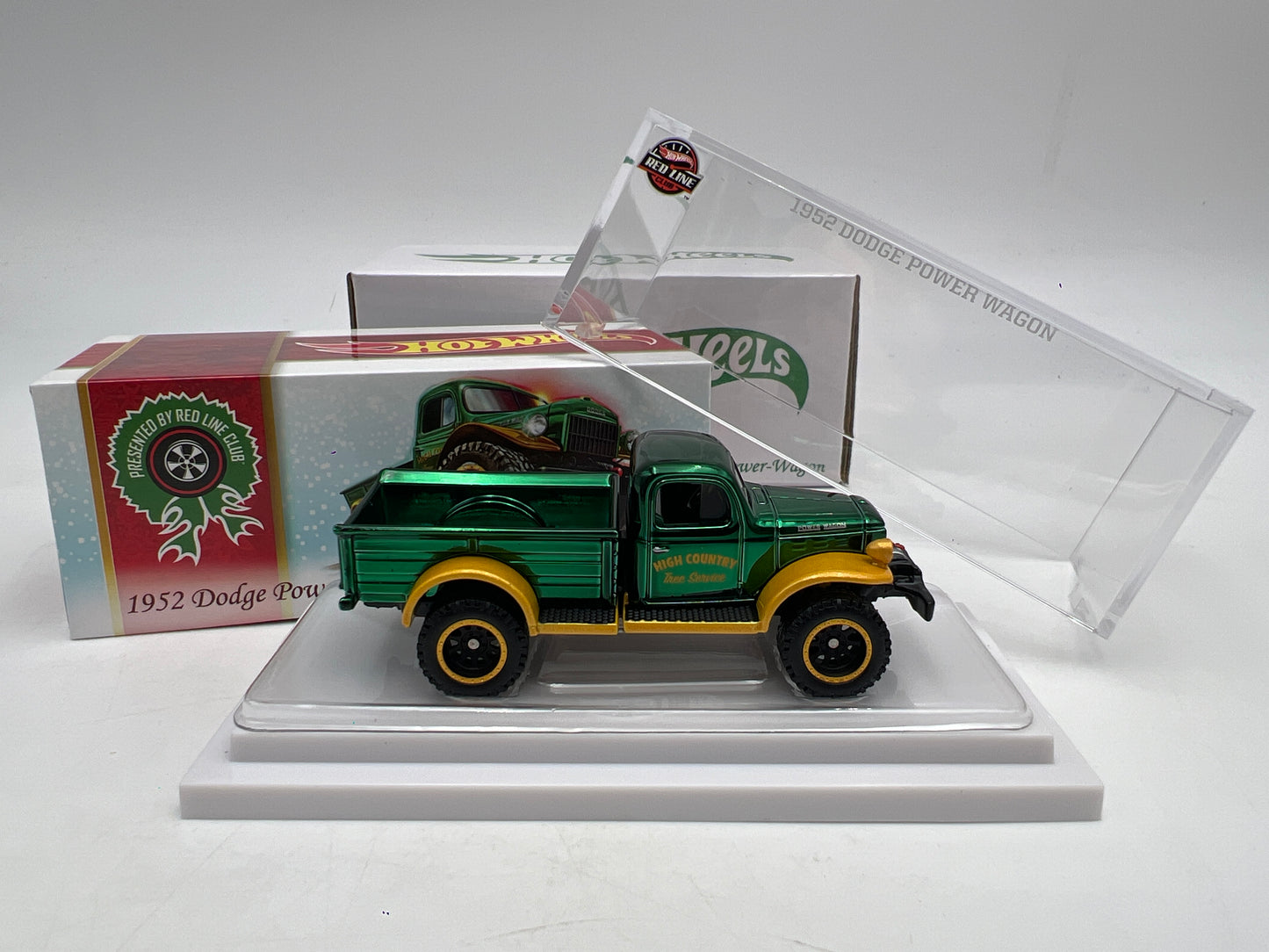 2023 Hot Wheels RLC Holiday Car #12957/30000 1952 Dodge Power Wagon Green