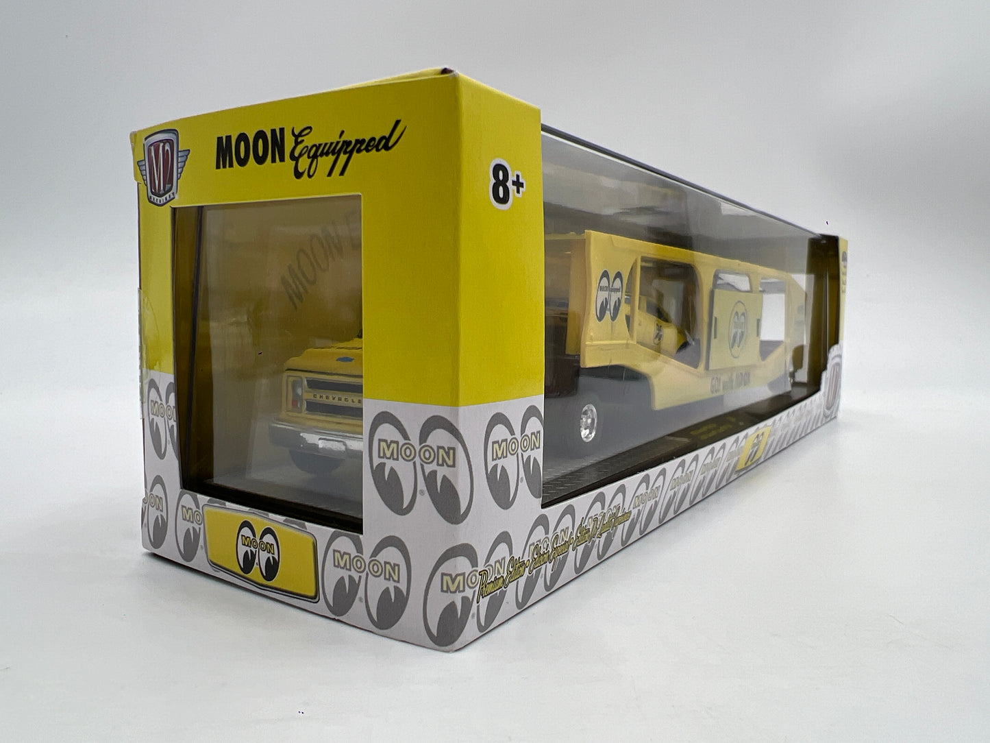 M2 Machines Auto Haulers Walmart Exclusive Mooneyes 1970 Chevrolet C60 Truck & 1967 Chevrolet Camaro SS 350 S30
