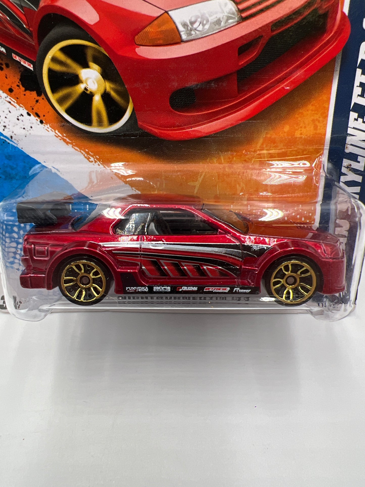 2011 Hot Wheels Nightburnerz #115 Nissan Skyline GT-R R32 Red W/Protector
