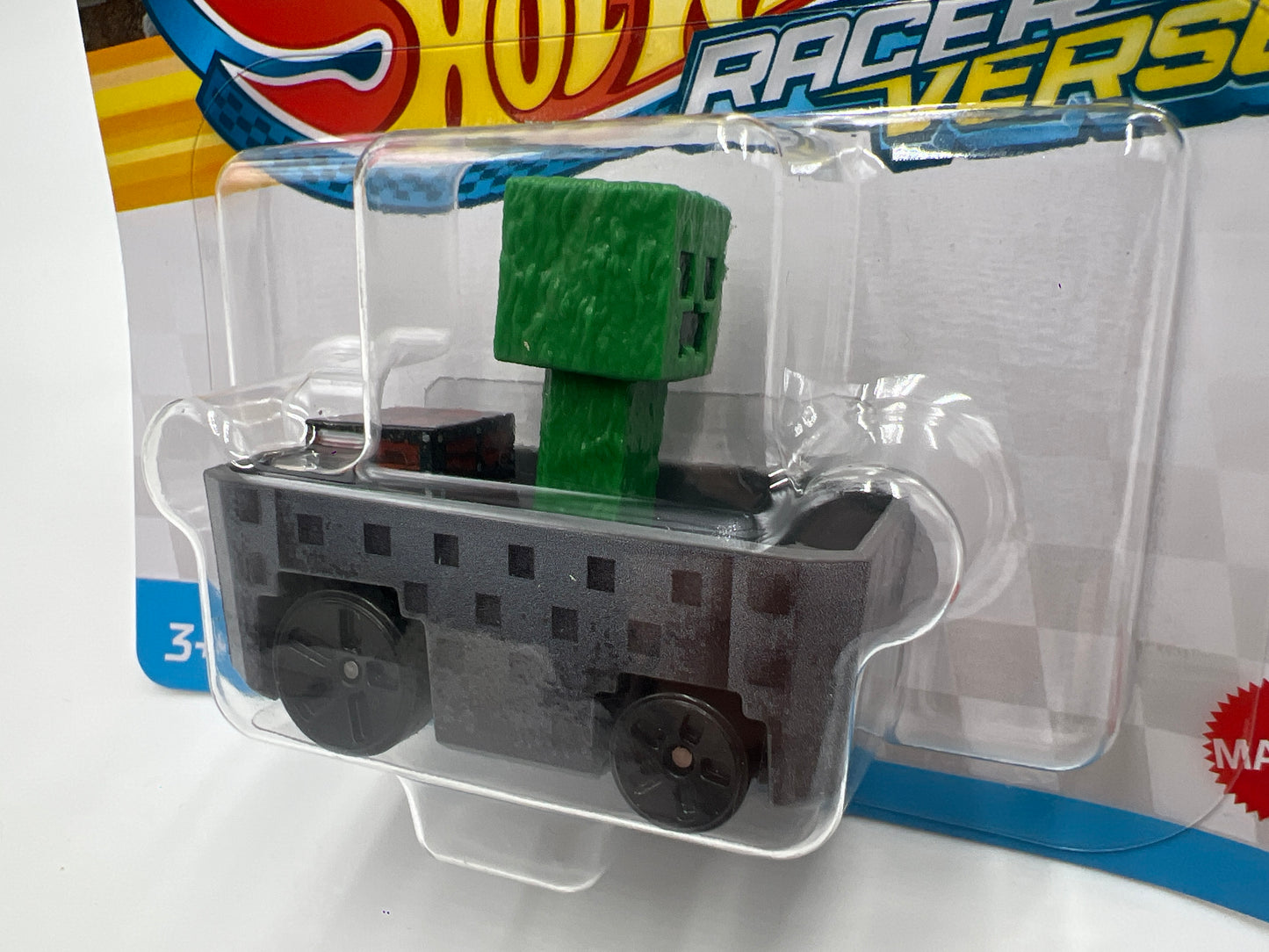 2025 Hot Wheels Racer Verse A Minecraft Movie Creeper 111C