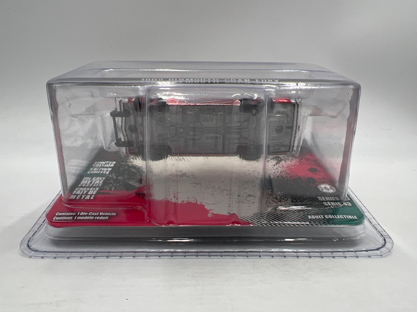 Greenlight Hollywood Series 43 True Romance Target CHASE 1982 Plymouth Gran Fury Chrome Red