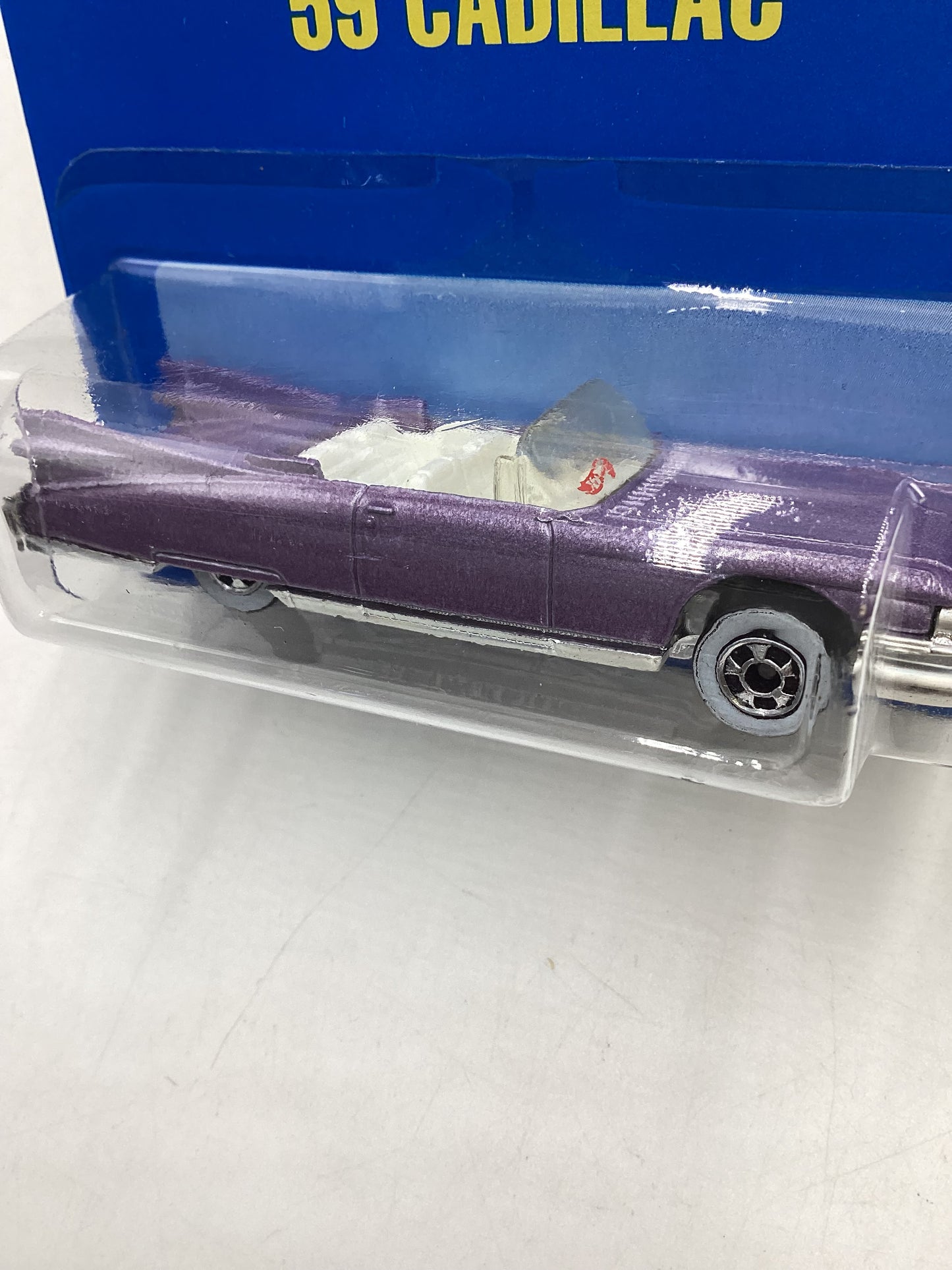 Hot Wheels Blue Card Collector No. 266 59 Cadillac Purple WW Wheels 239F