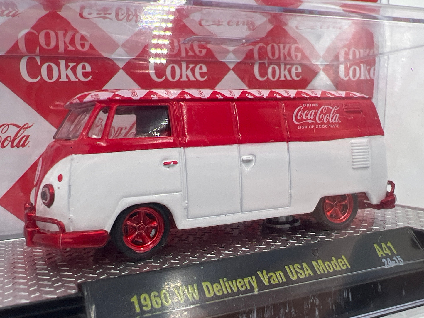 M2 Machines Coca Cola CHASE 1960 VW Delivery Van USA Model Red/White A41