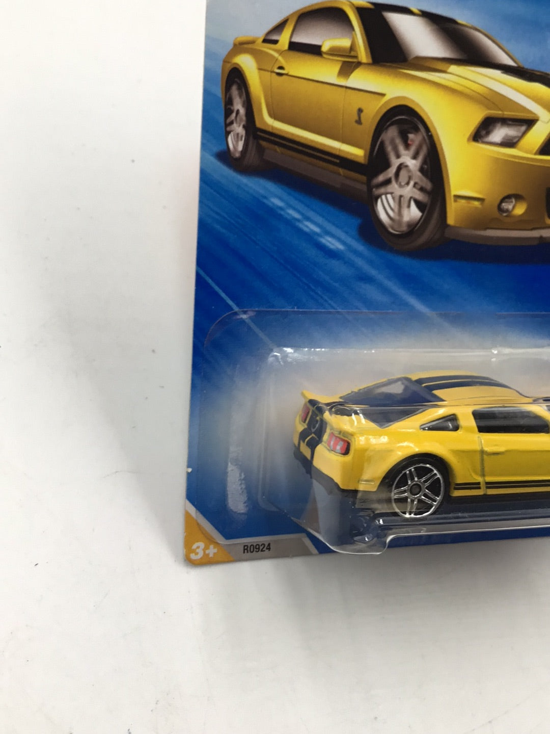 2010 Hot Wheels #9 2010 Ford Shelby Gt500 Yellow LL7