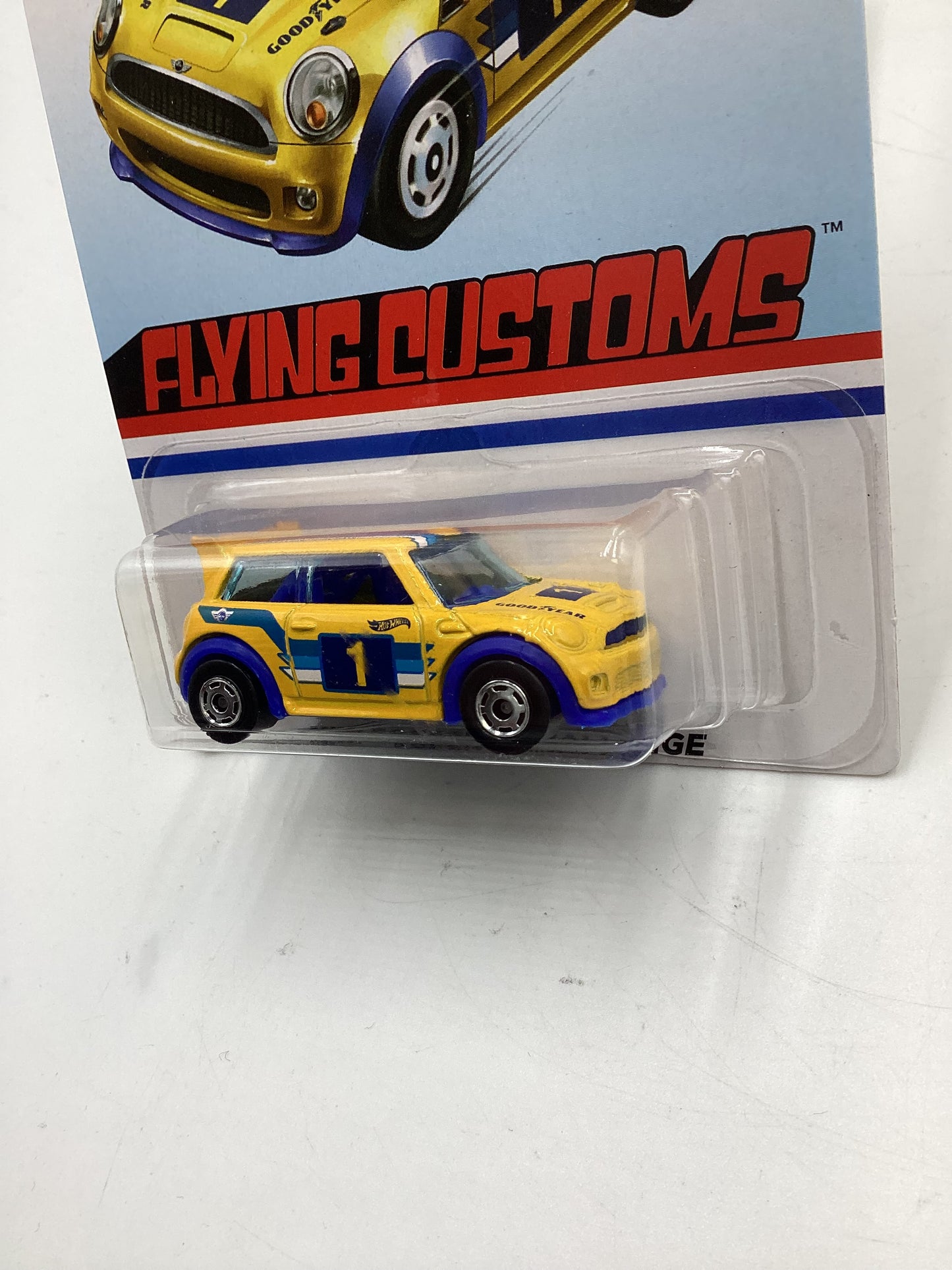 Hot Wheels Target Exclusive Flying Customs Mini Cooper S Challenge Yellow 156H