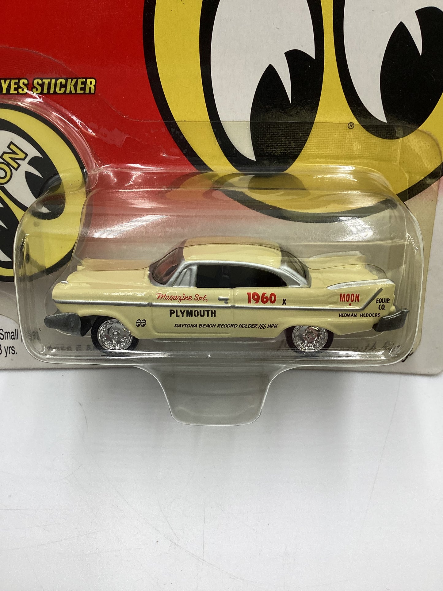 Johnny Lightning Mooneyes 1958 Plymouth Fury Yellow 232A