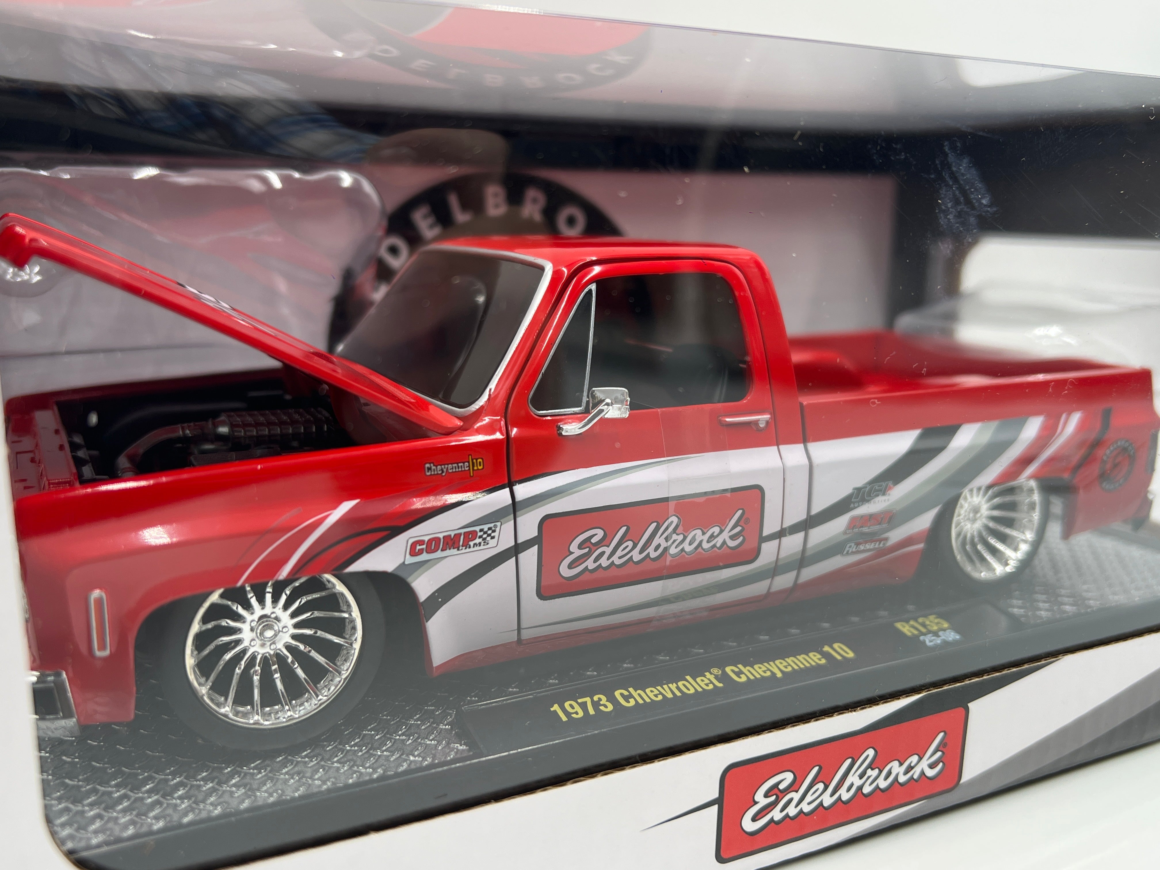 M2 Machines 1/24 Edelbrock 1973 Chevrolet Cheyenne 10 Red R135