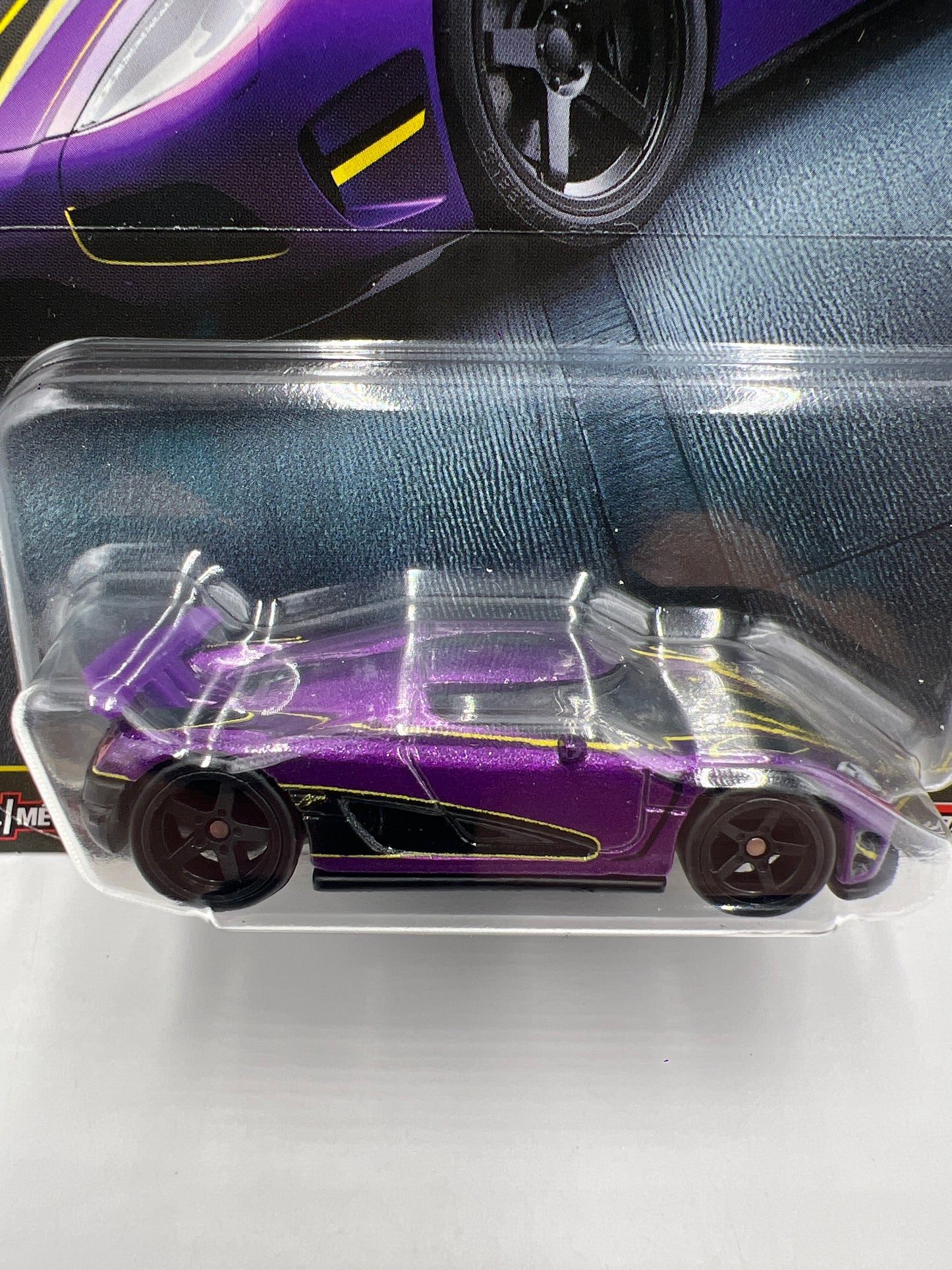 Hot Wheels Premium Car Culture Timeless Icons #2 Koenigsegg Agera R Purple 252A
