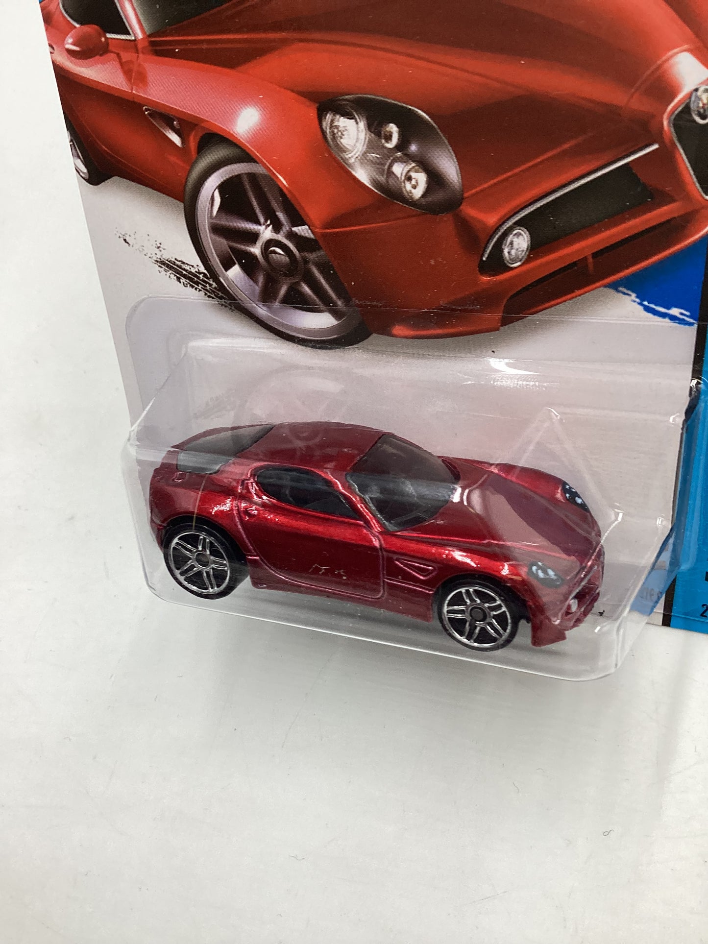 2014 Hot Wheels #29 Alfa Romeo 8C Competizione Red 67E