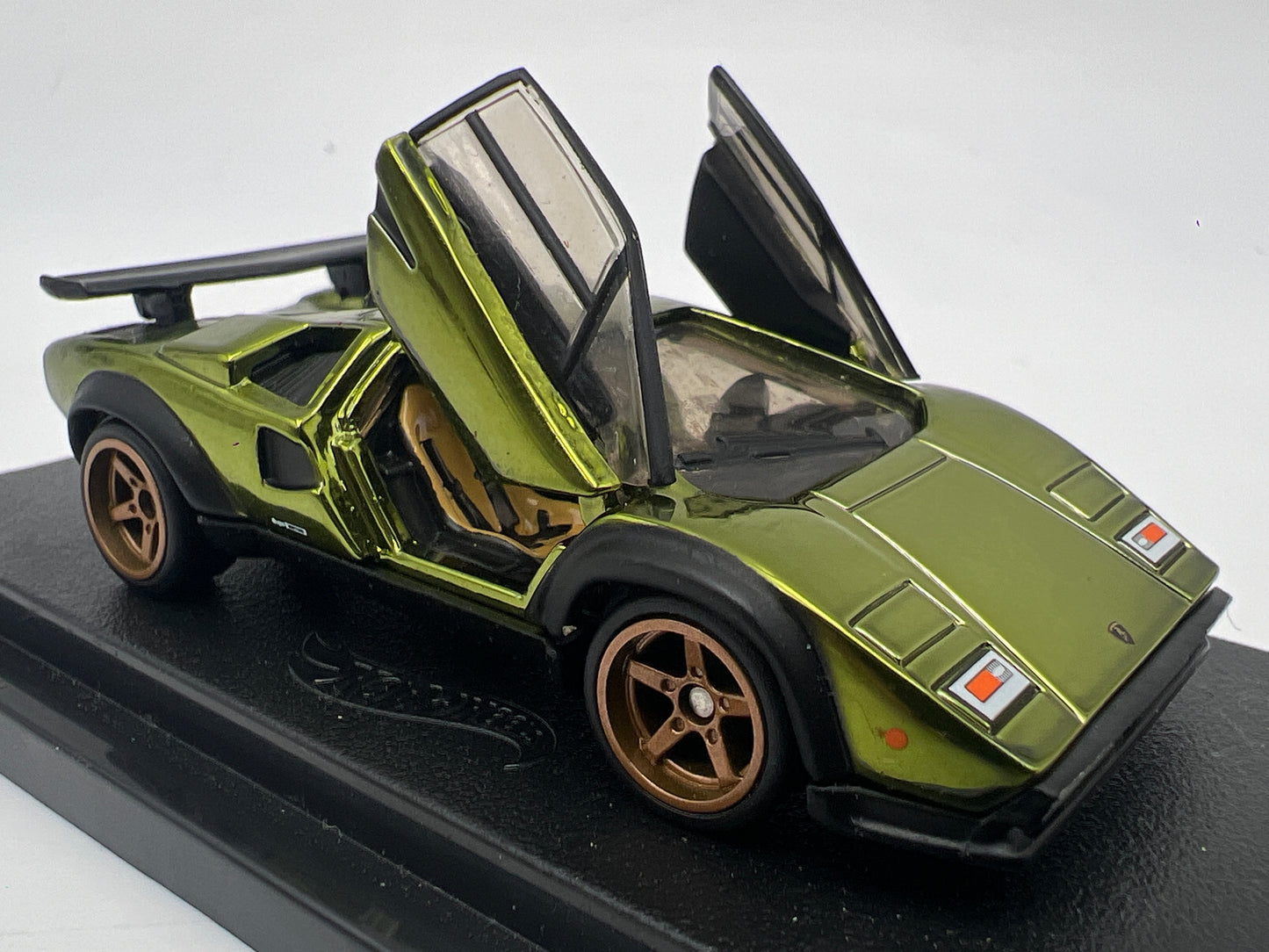 2023 Hot Wheels RLC 82 Lamborghini Countach LP500 S Green